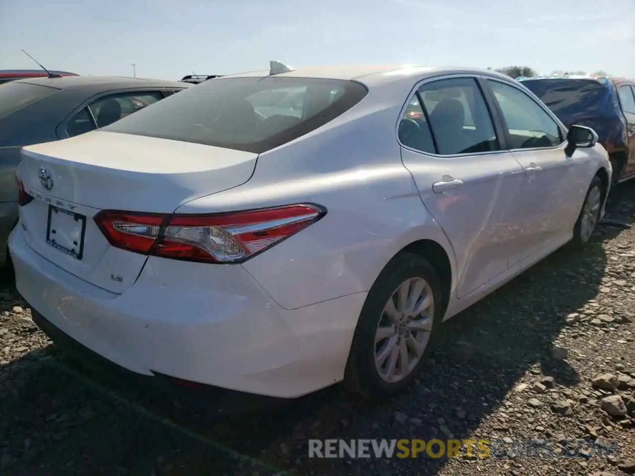 4 Photograph of a damaged car 4T1B11HK8KU236288 TOYOTA CAMRY 2019