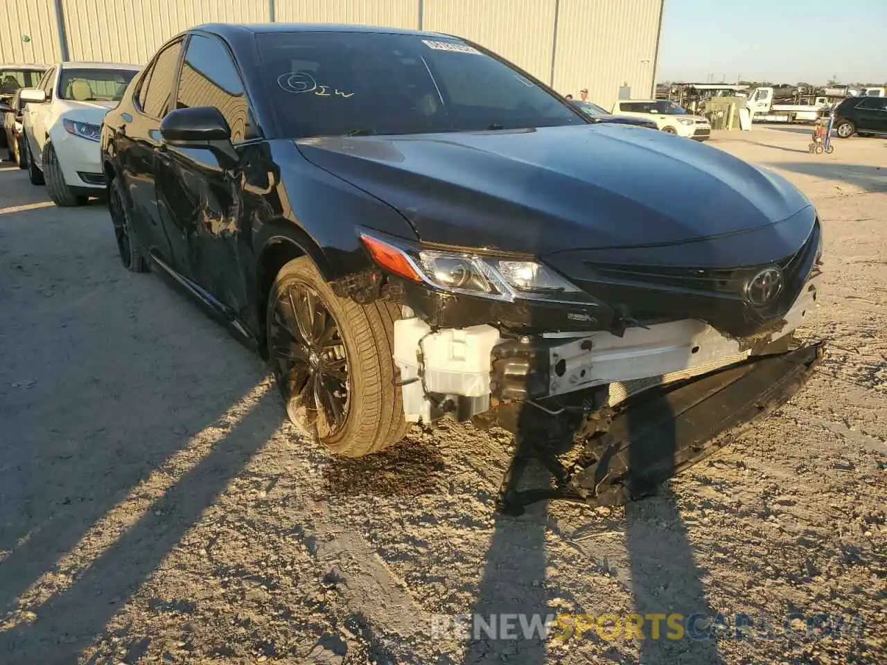 4 Photograph of a damaged car 4T1B11HK8KU236498 TOYOTA CAMRY 2019