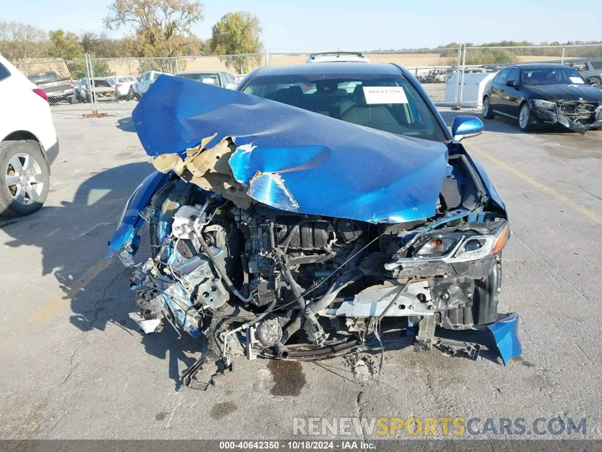 13 Photograph of a damaged car 4T1B11HK8KU237456 TOYOTA CAMRY 2019