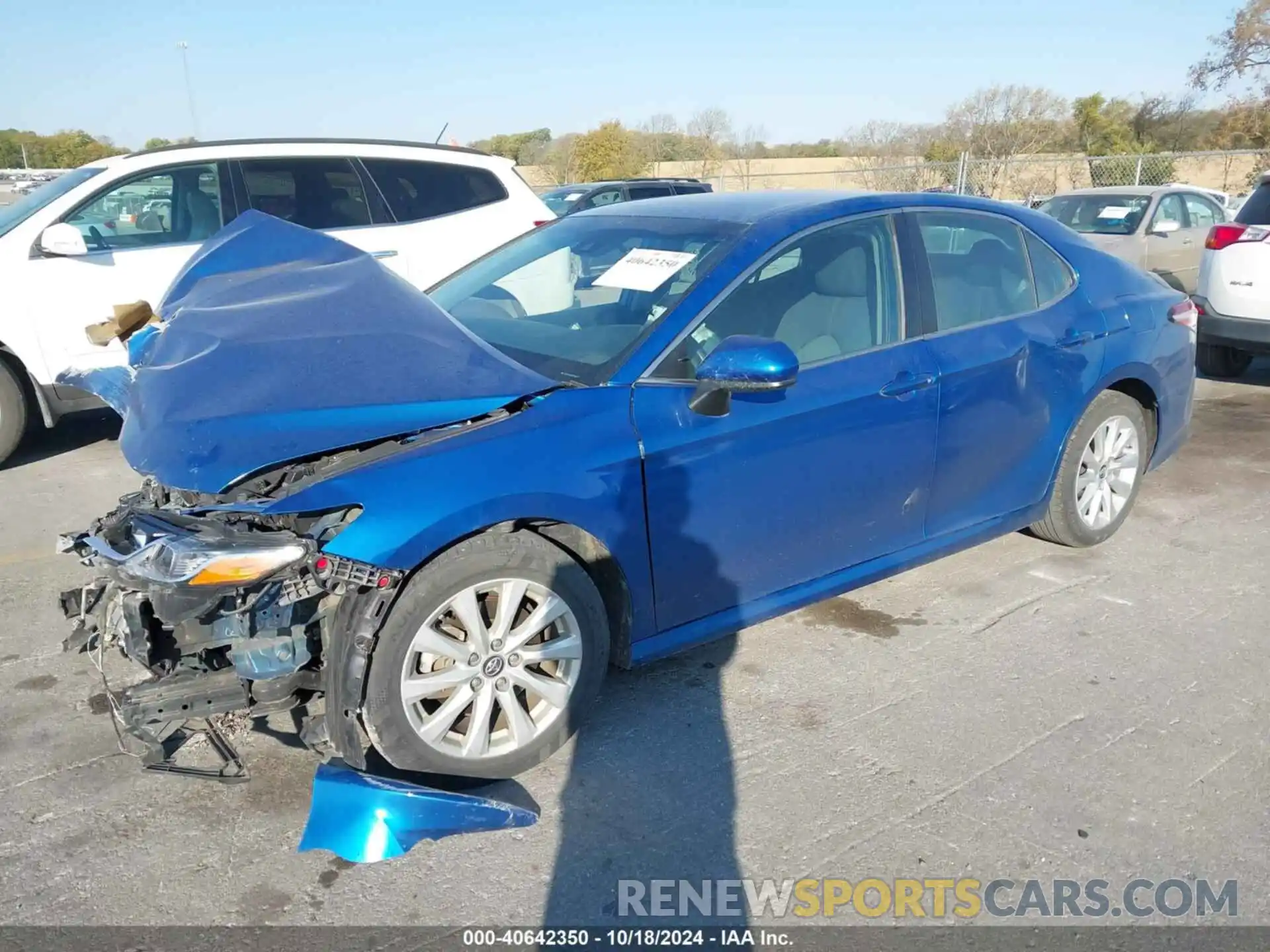 2 Photograph of a damaged car 4T1B11HK8KU237456 TOYOTA CAMRY 2019