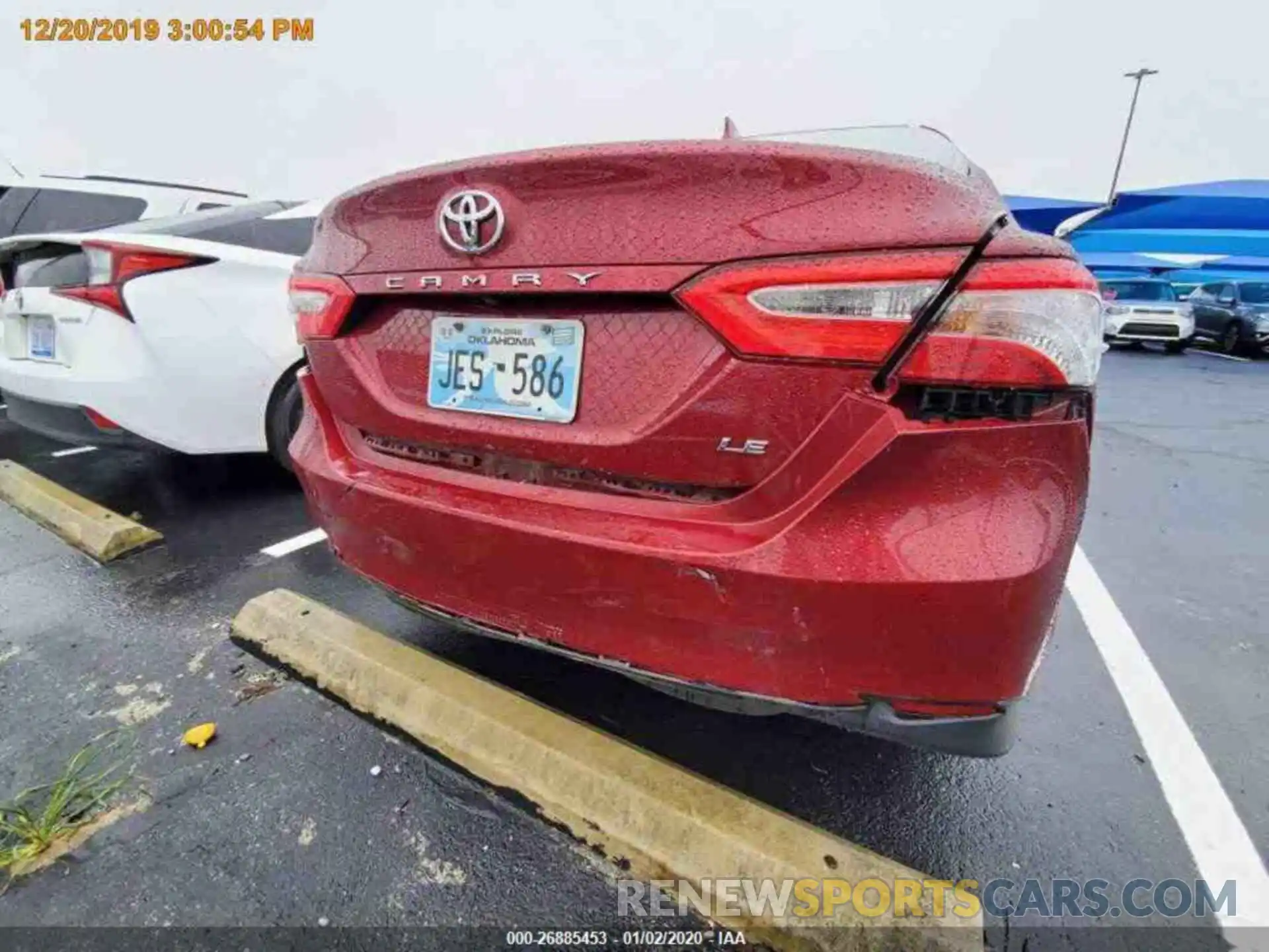 17 Photograph of a damaged car 4T1B11HK8KU239157 TOYOTA CAMRY 2019