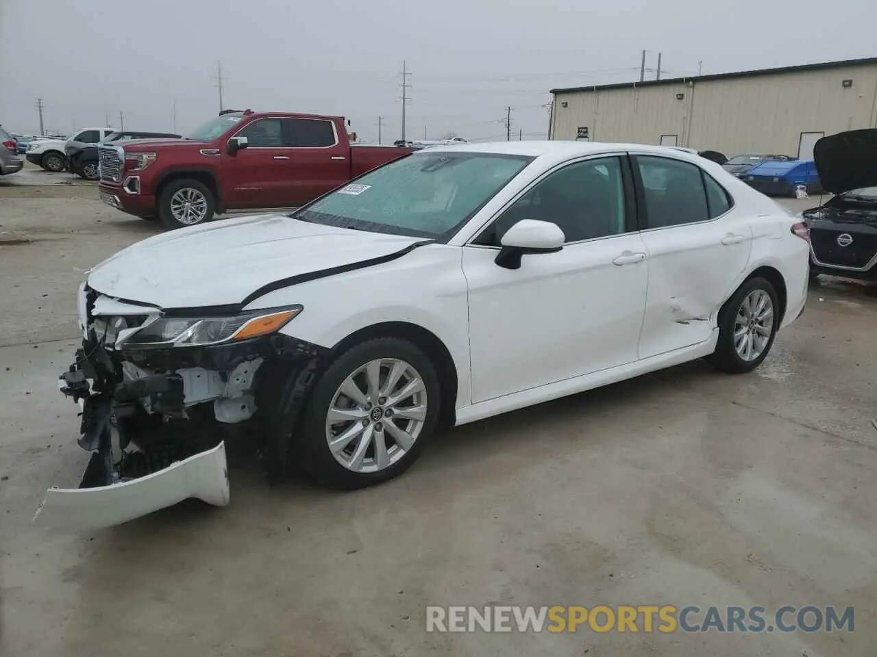 1 Photograph of a damaged car 4T1B11HK8KU239174 TOYOTA CAMRY 2019