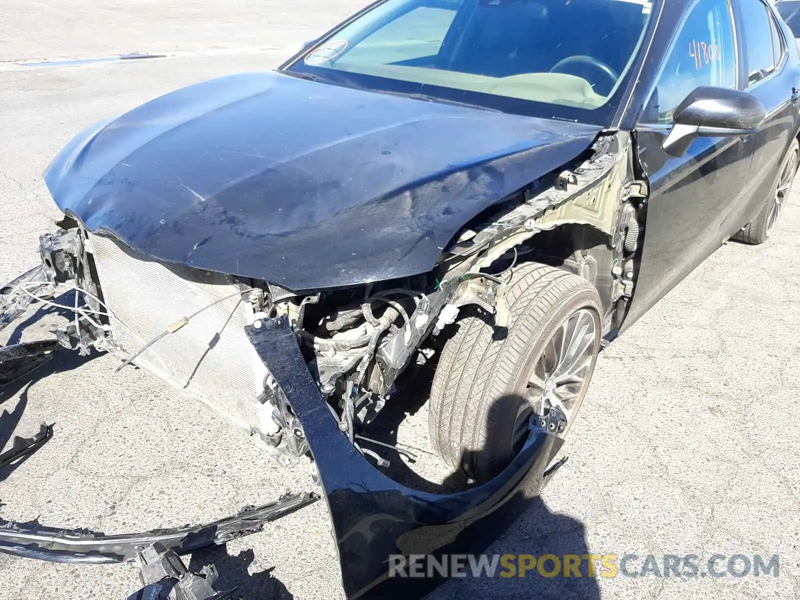 9 Photograph of a damaged car 4T1B11HK8KU243662 TOYOTA CAMRY 2019