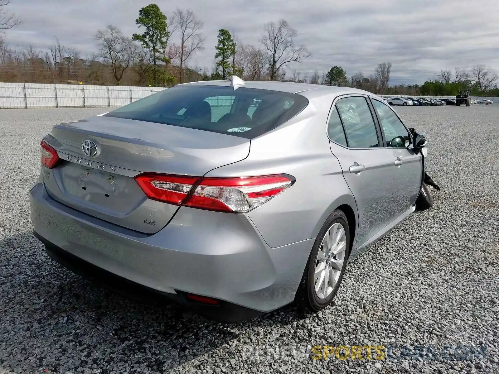 4 Photograph of a damaged car 4T1B11HK8KU244391 TOYOTA CAMRY 2019