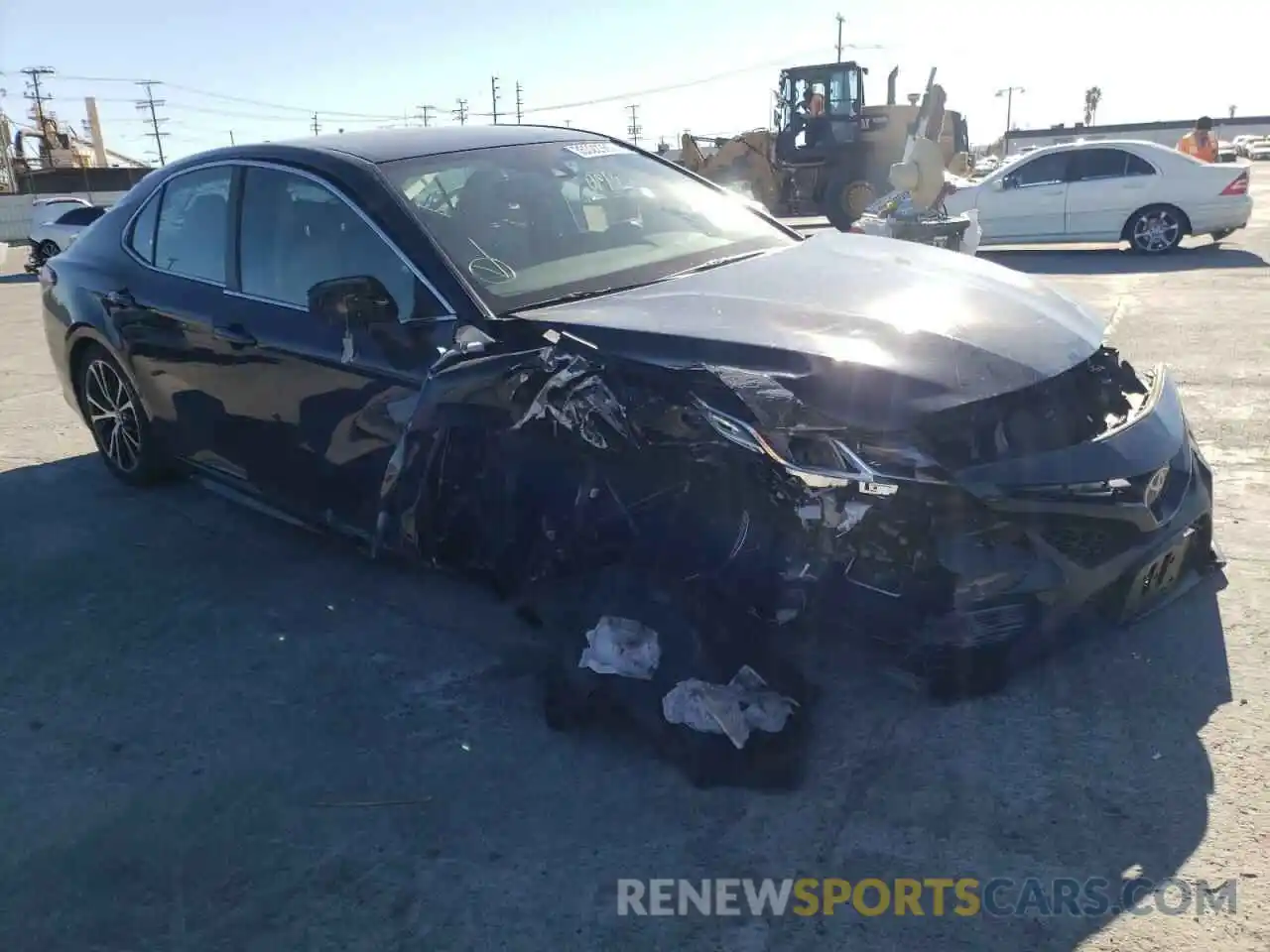 1 Photograph of a damaged car 4T1B11HK8KU245170 TOYOTA CAMRY 2019