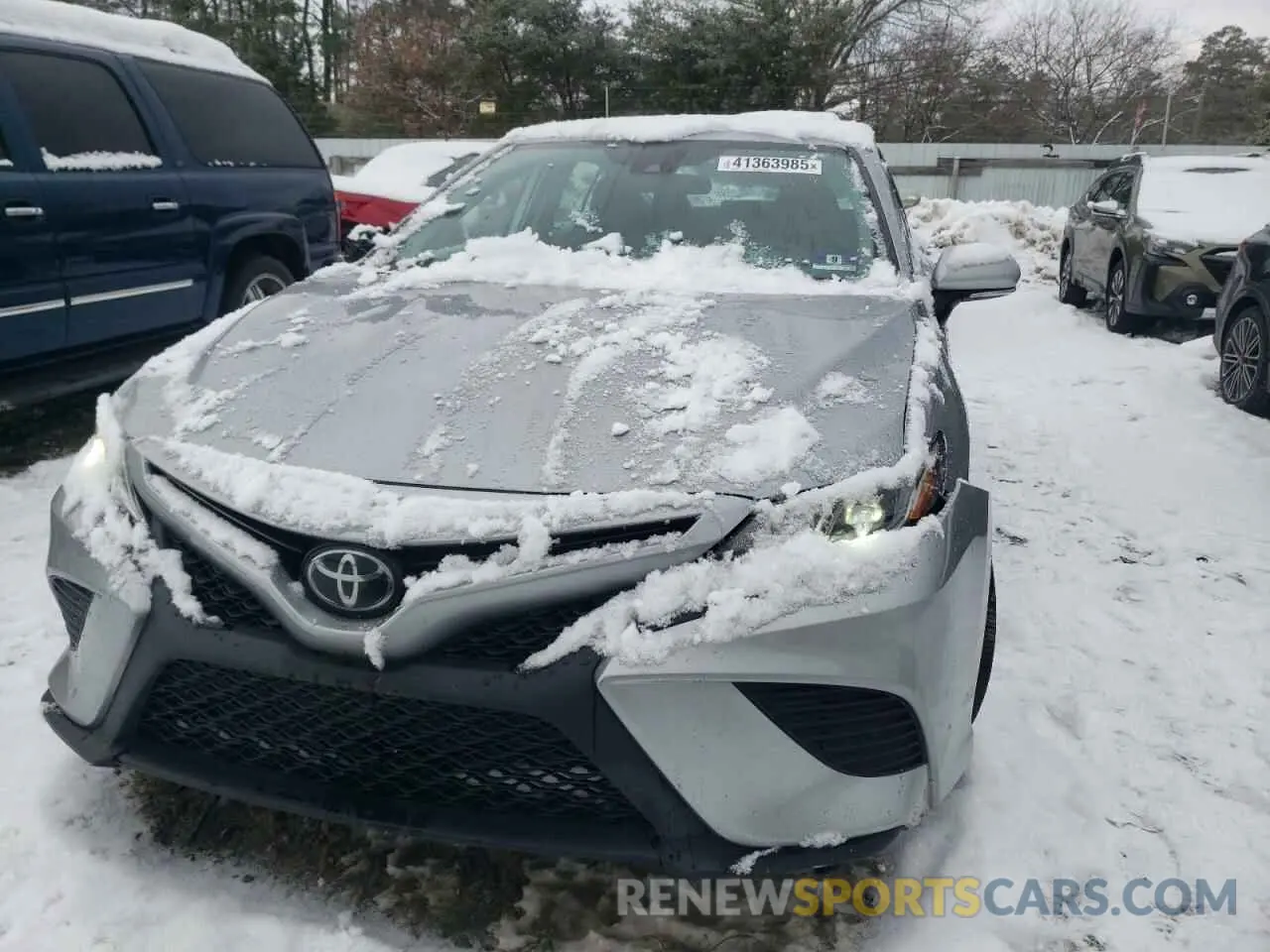 5 Photograph of a damaged car 4T1B11HK8KU246657 TOYOTA CAMRY 2019