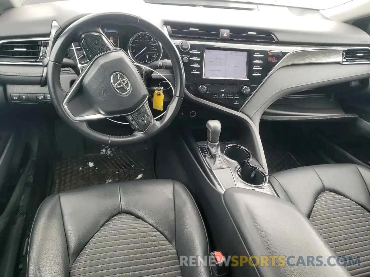 8 Photograph of a damaged car 4T1B11HK8KU246657 TOYOTA CAMRY 2019