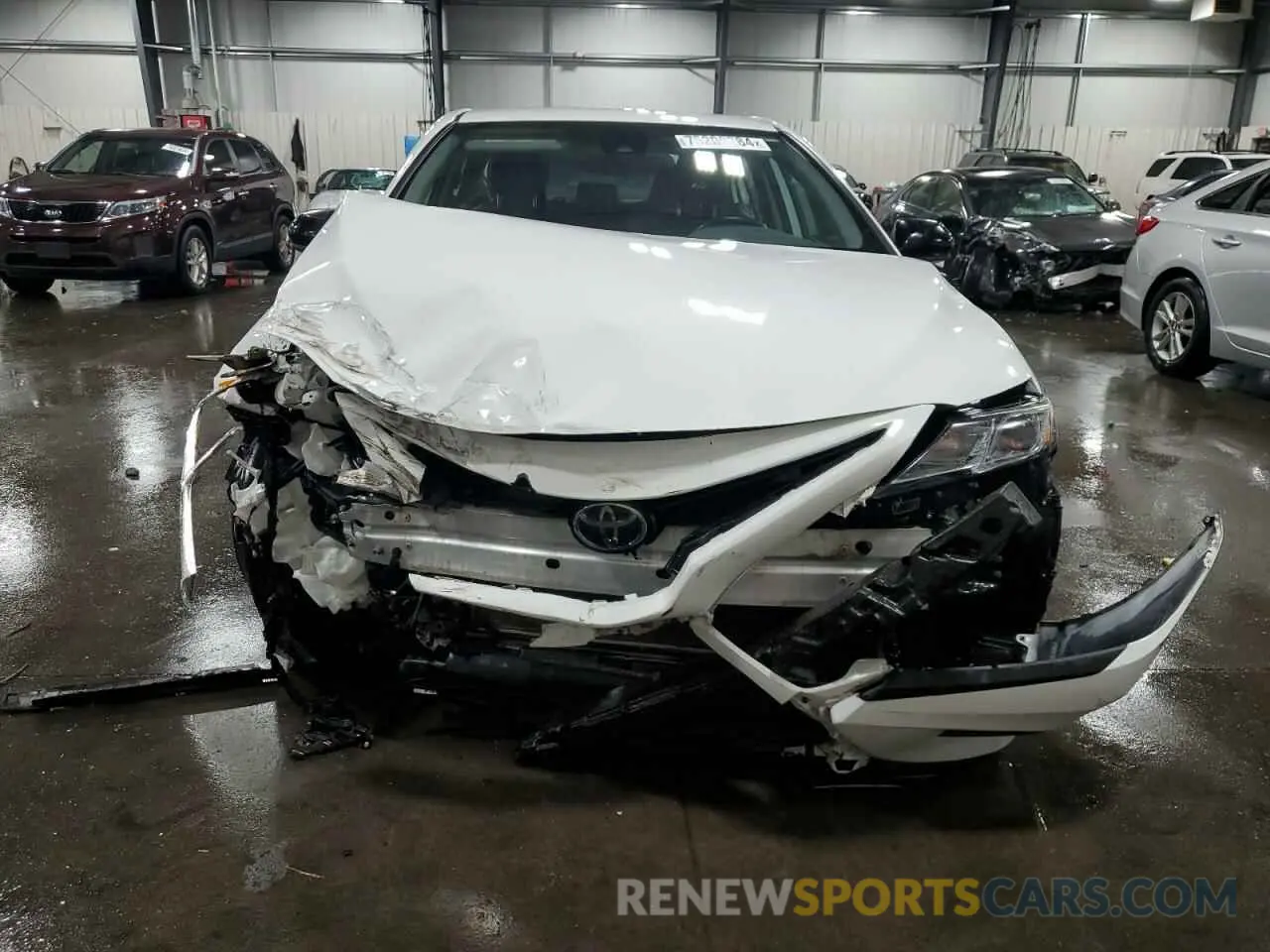 5 Photograph of a damaged car 4T1B11HK8KU247761 TOYOTA CAMRY 2019