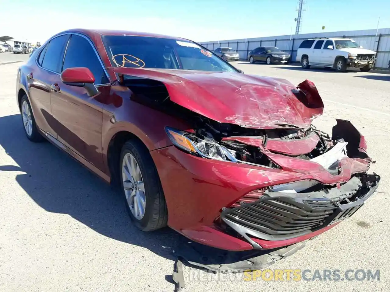 1 Photograph of a damaged car 4T1B11HK8KU252345 TOYOTA CAMRY 2019