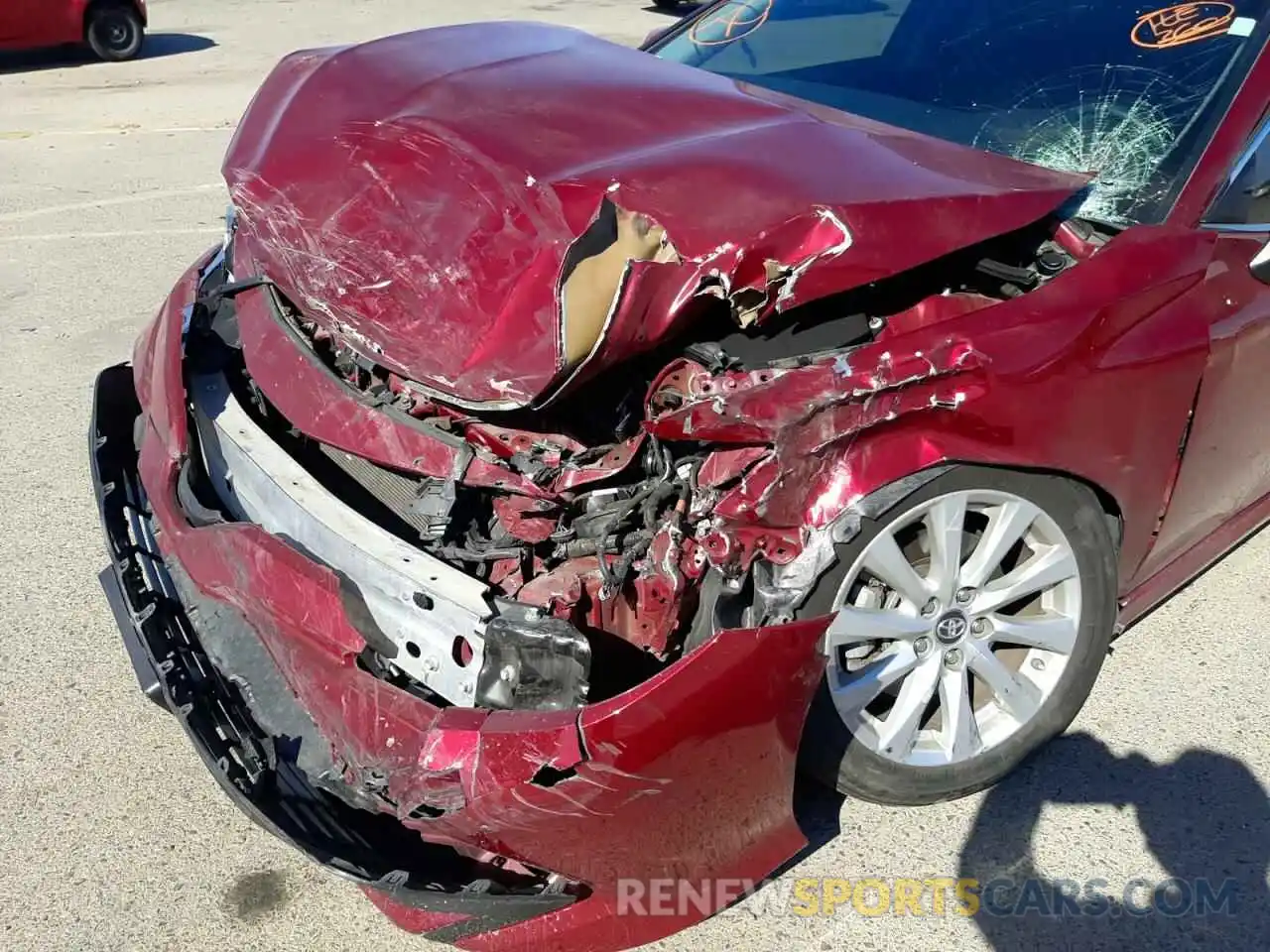 9 Photograph of a damaged car 4T1B11HK8KU252345 TOYOTA CAMRY 2019