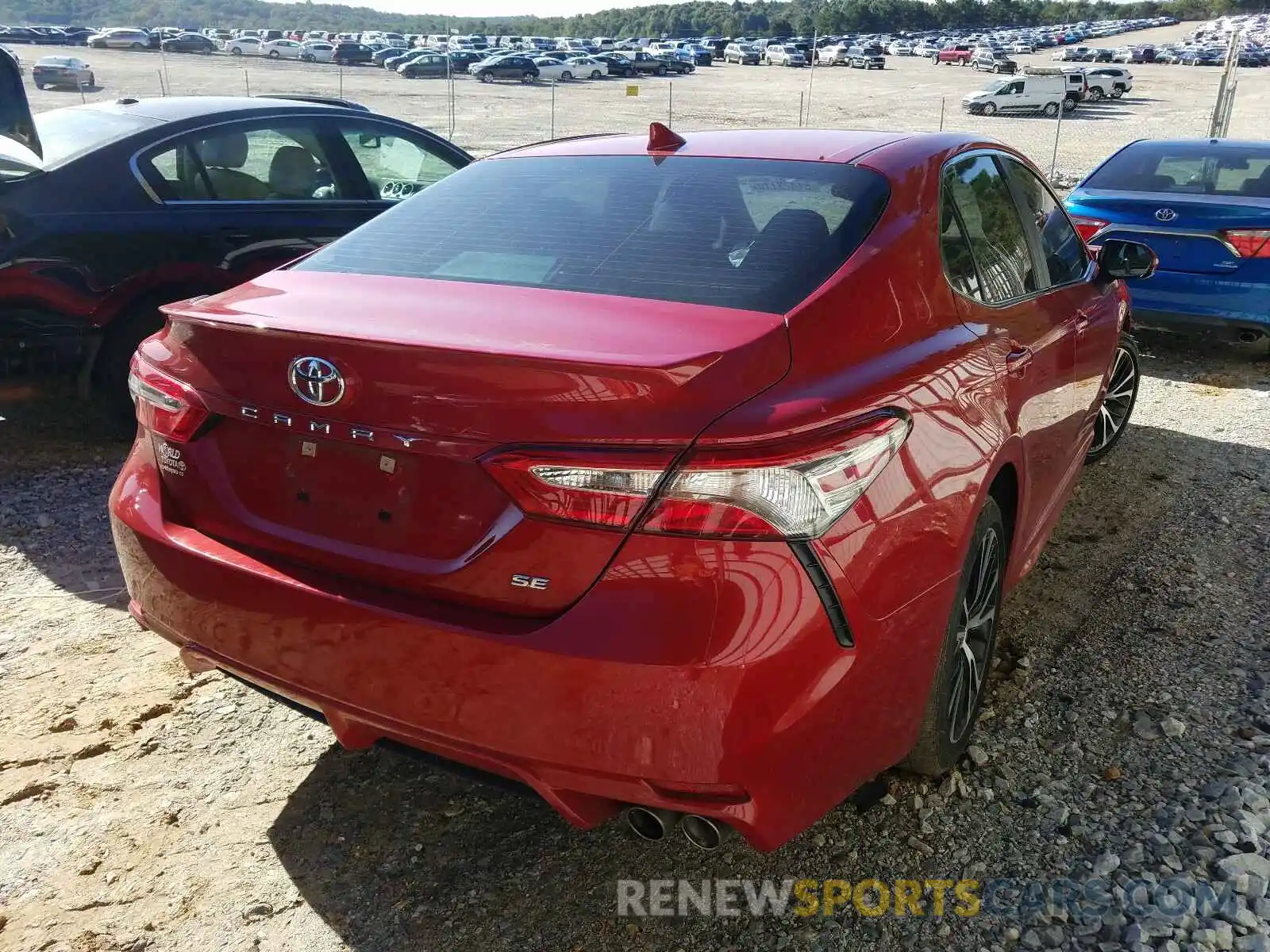 4 Photograph of a damaged car 4T1B11HK8KU254791 TOYOTA CAMRY 2019