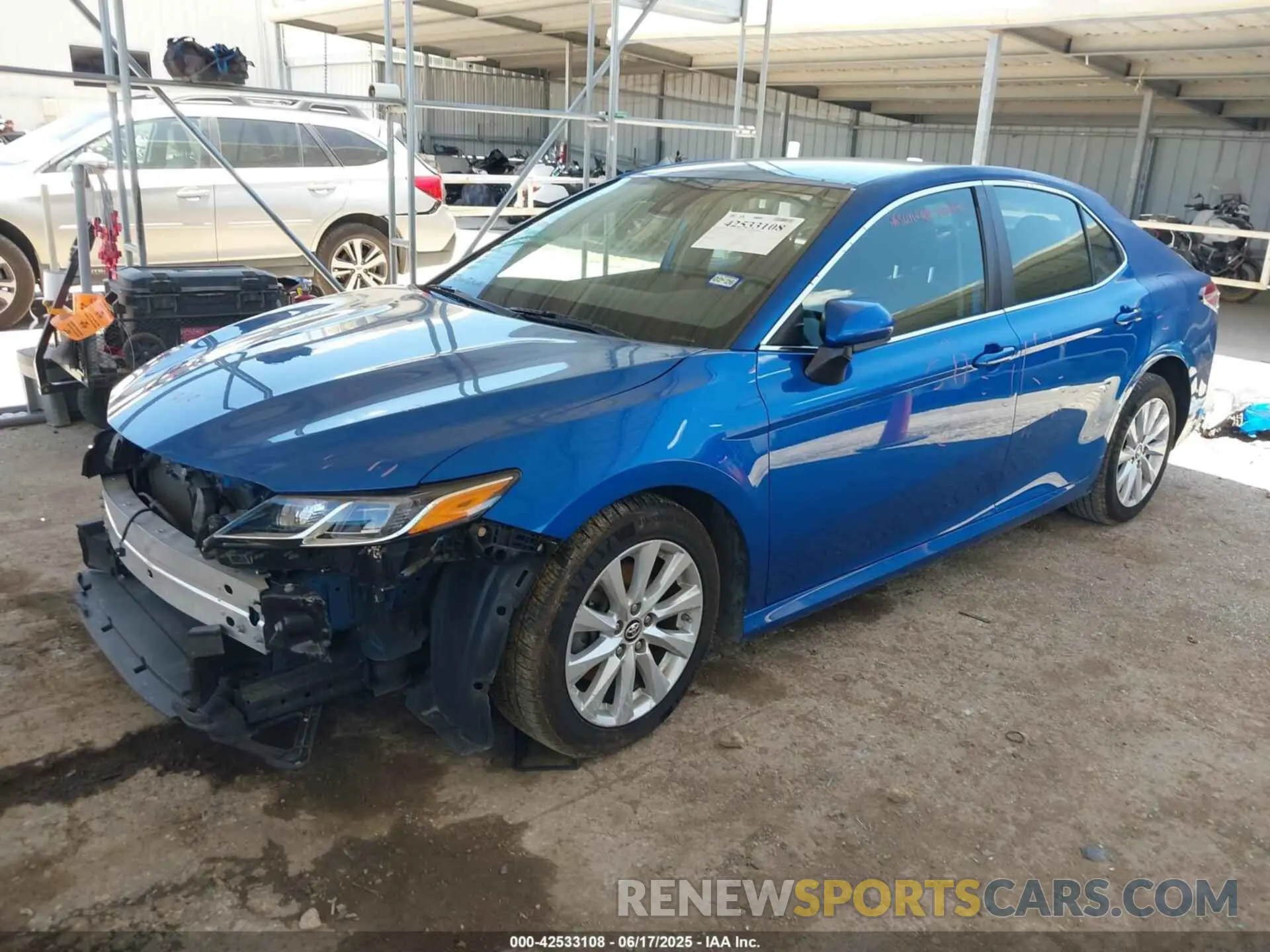 2 Photograph of a damaged car 4T1B11HK8KU256038 TOYOTA CAMRY 2019