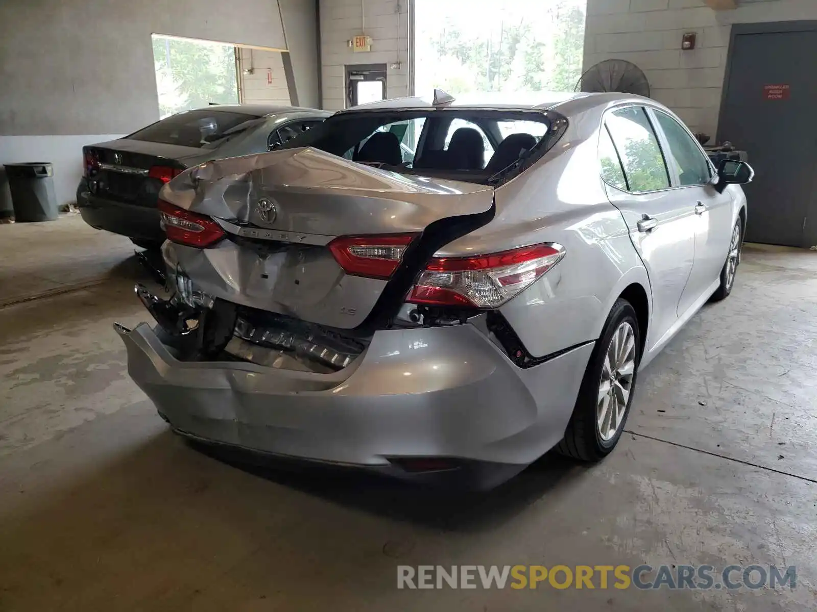 4 Photograph of a damaged car 4T1B11HK8KU256380 TOYOTA CAMRY 2019