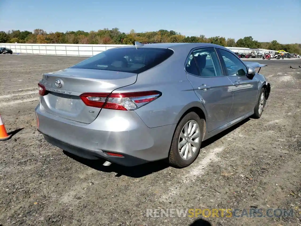 4 Photograph of a damaged car 4T1B11HK8KU257464 TOYOTA CAMRY 2019