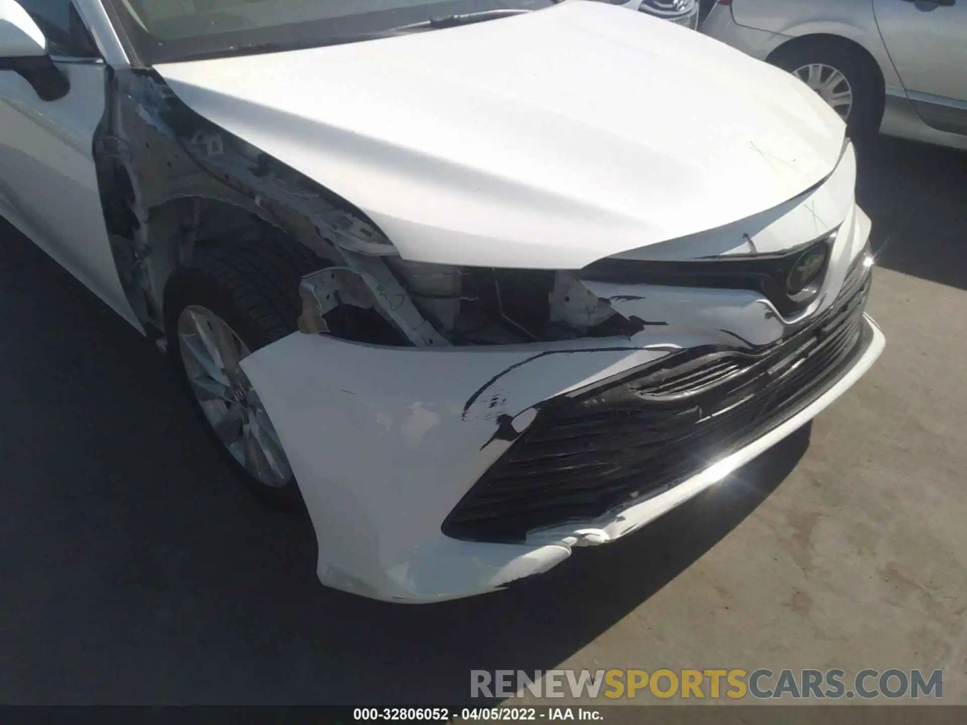 6 Photograph of a damaged car 4T1B11HK8KU257657 TOYOTA CAMRY 2019