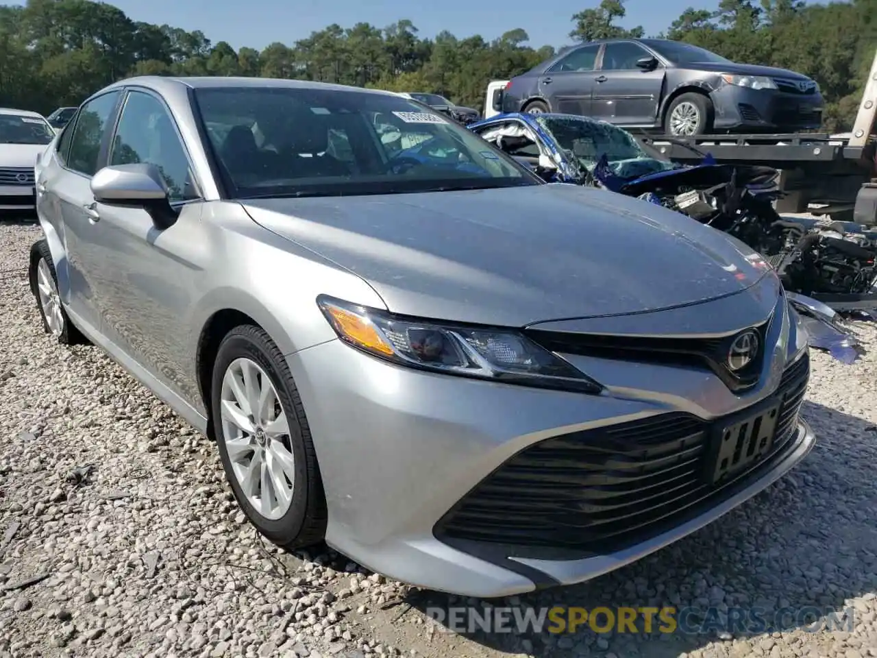 1 Photograph of a damaged car 4T1B11HK8KU258288 TOYOTA CAMRY 2019