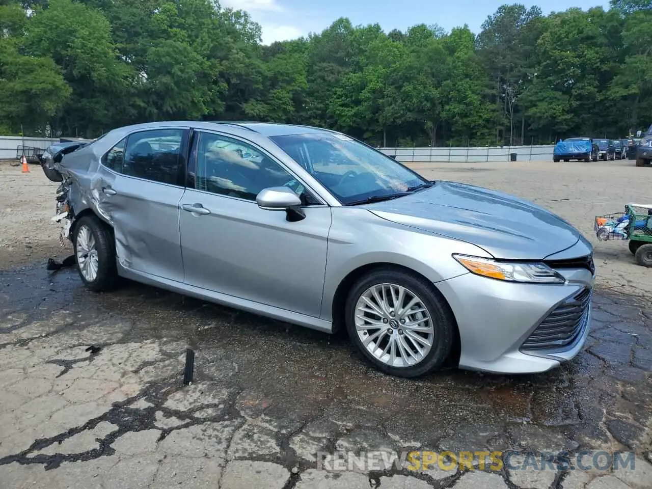 4 Photograph of a damaged car 4T1B11HK8KU258727 TOYOTA CAMRY 2019