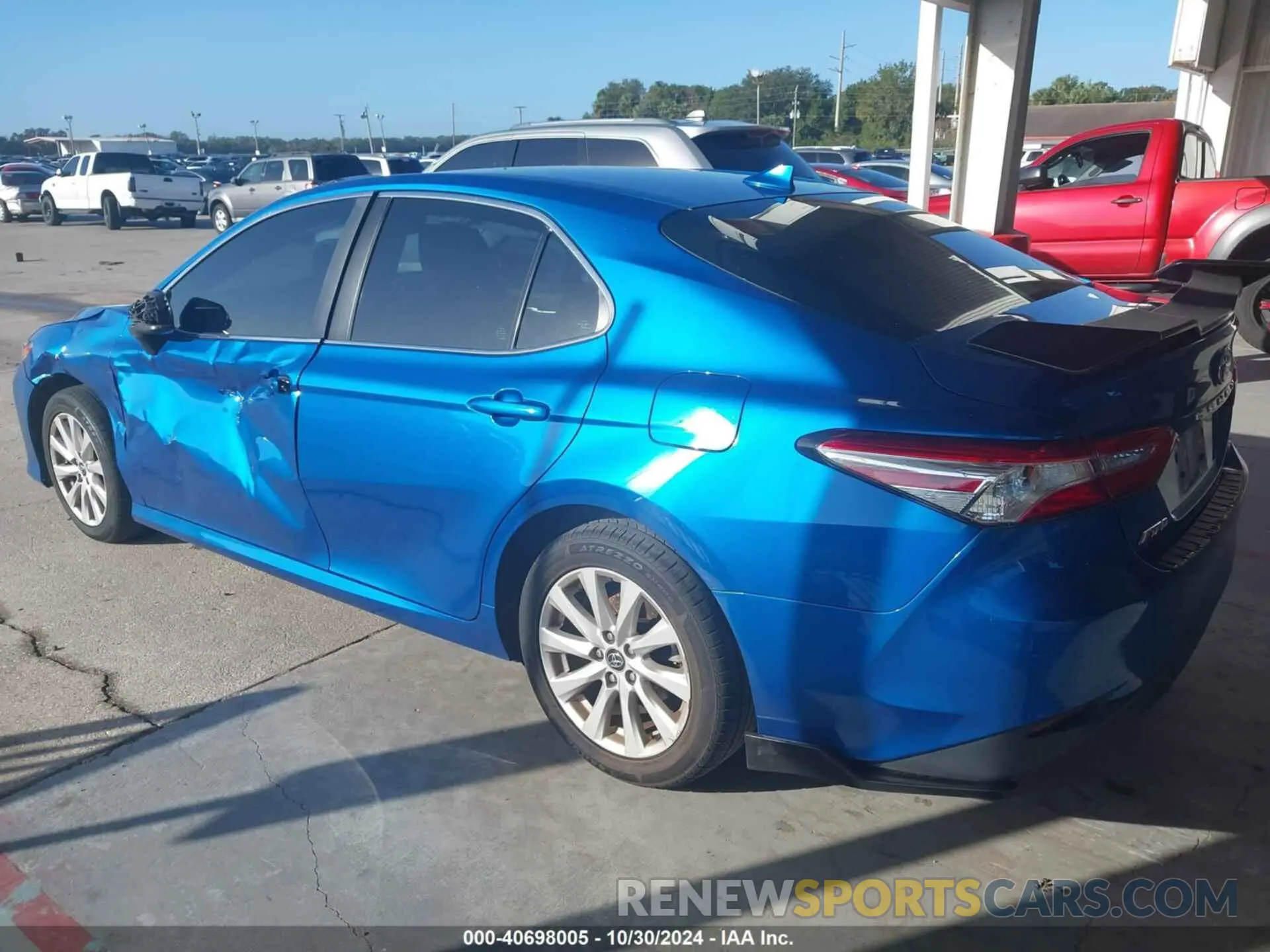 3 Photograph of a damaged car 4T1B11HK8KU264284 TOYOTA CAMRY 2019