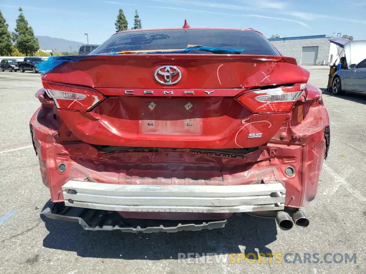 6 Photograph of a damaged car 4T1B11HK8KU264351 TOYOTA CAMRY 2019