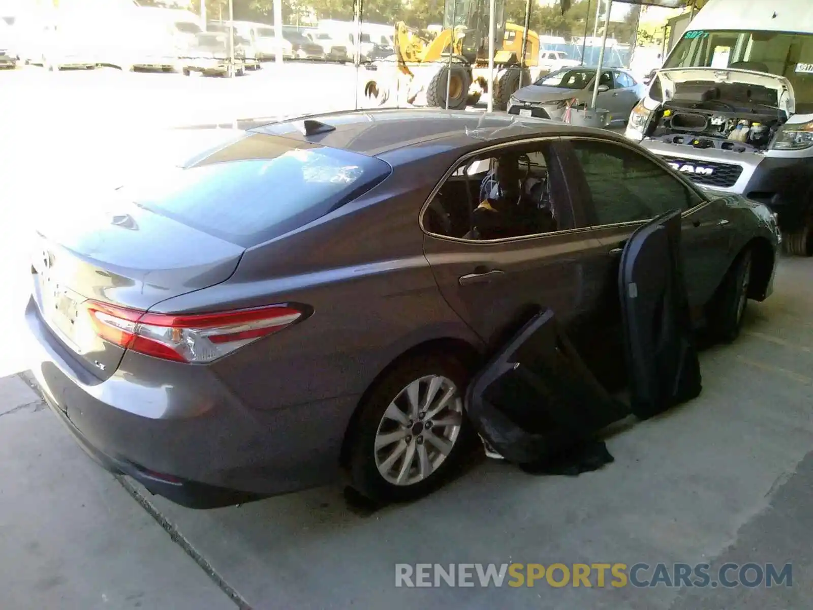 4 Photograph of a damaged car 4T1B11HK8KU267380 TOYOTA CAMRY 2019