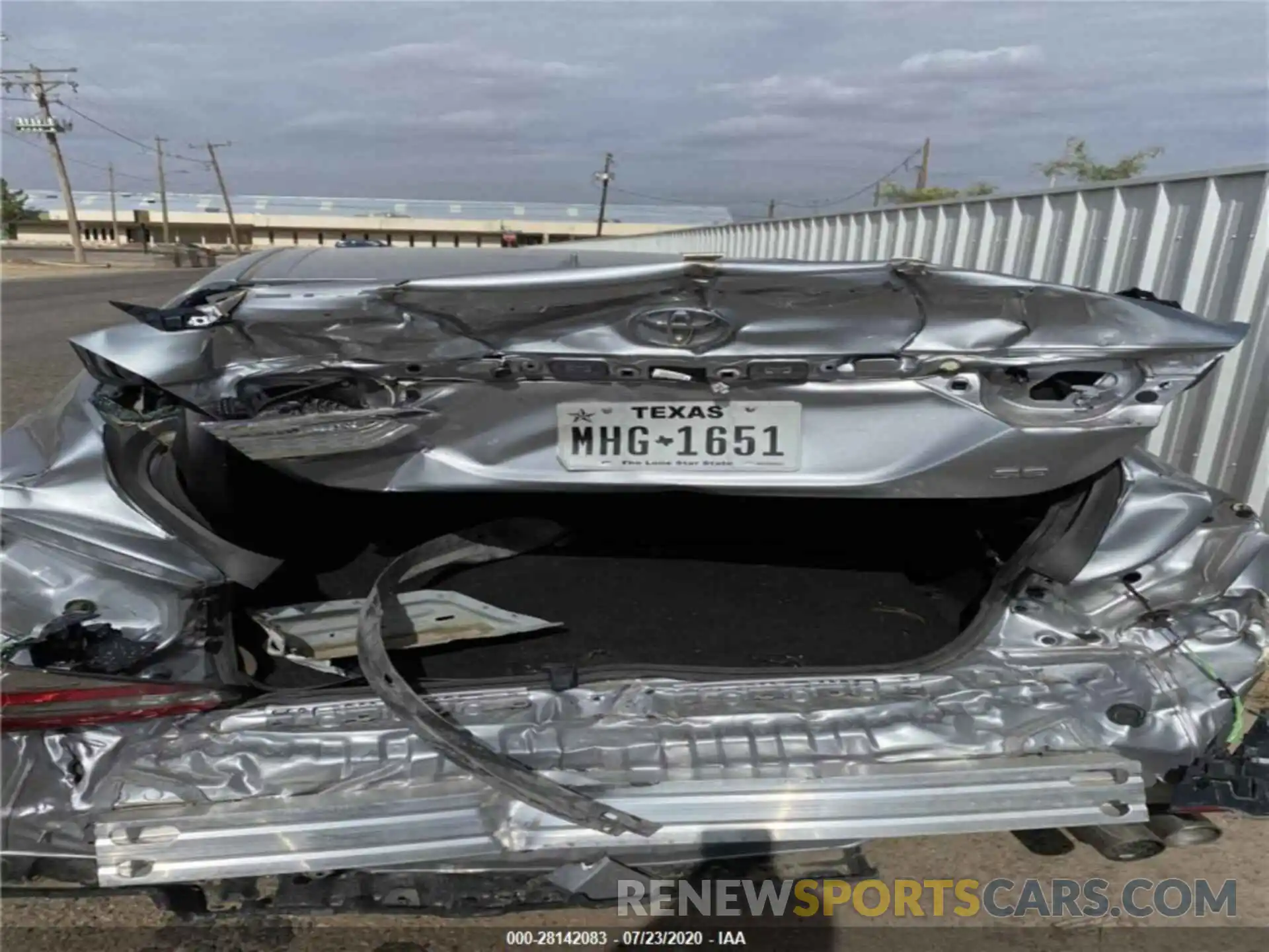 5 Photograph of a damaged car 4T1B11HK8KU267556 TOYOTA CAMRY 2019