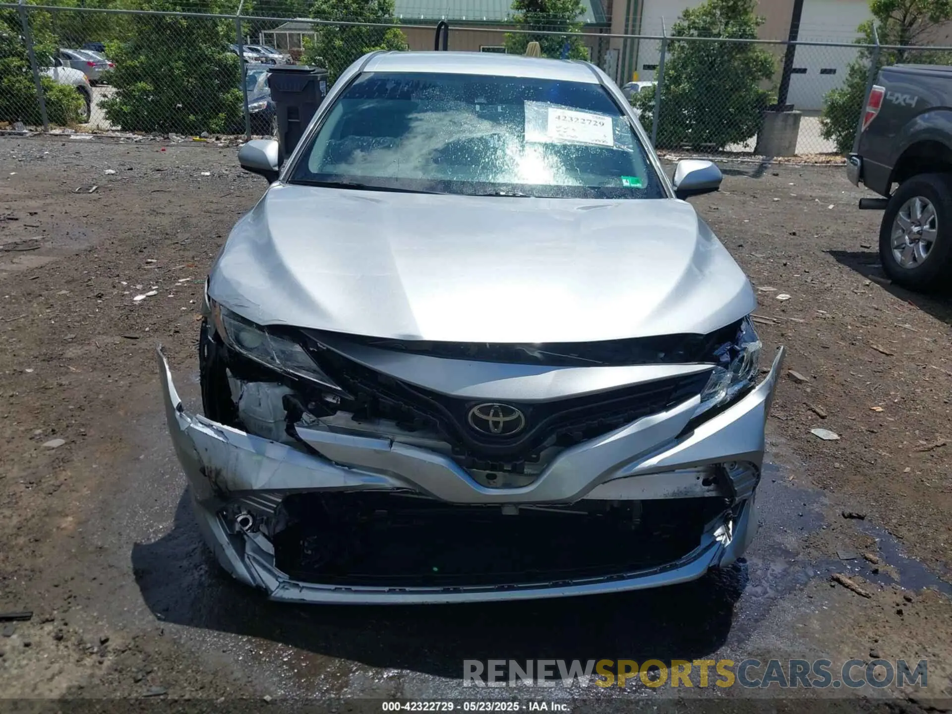 6 Photograph of a damaged car 4T1B11HK8KU269257 TOYOTA CAMRY 2019
