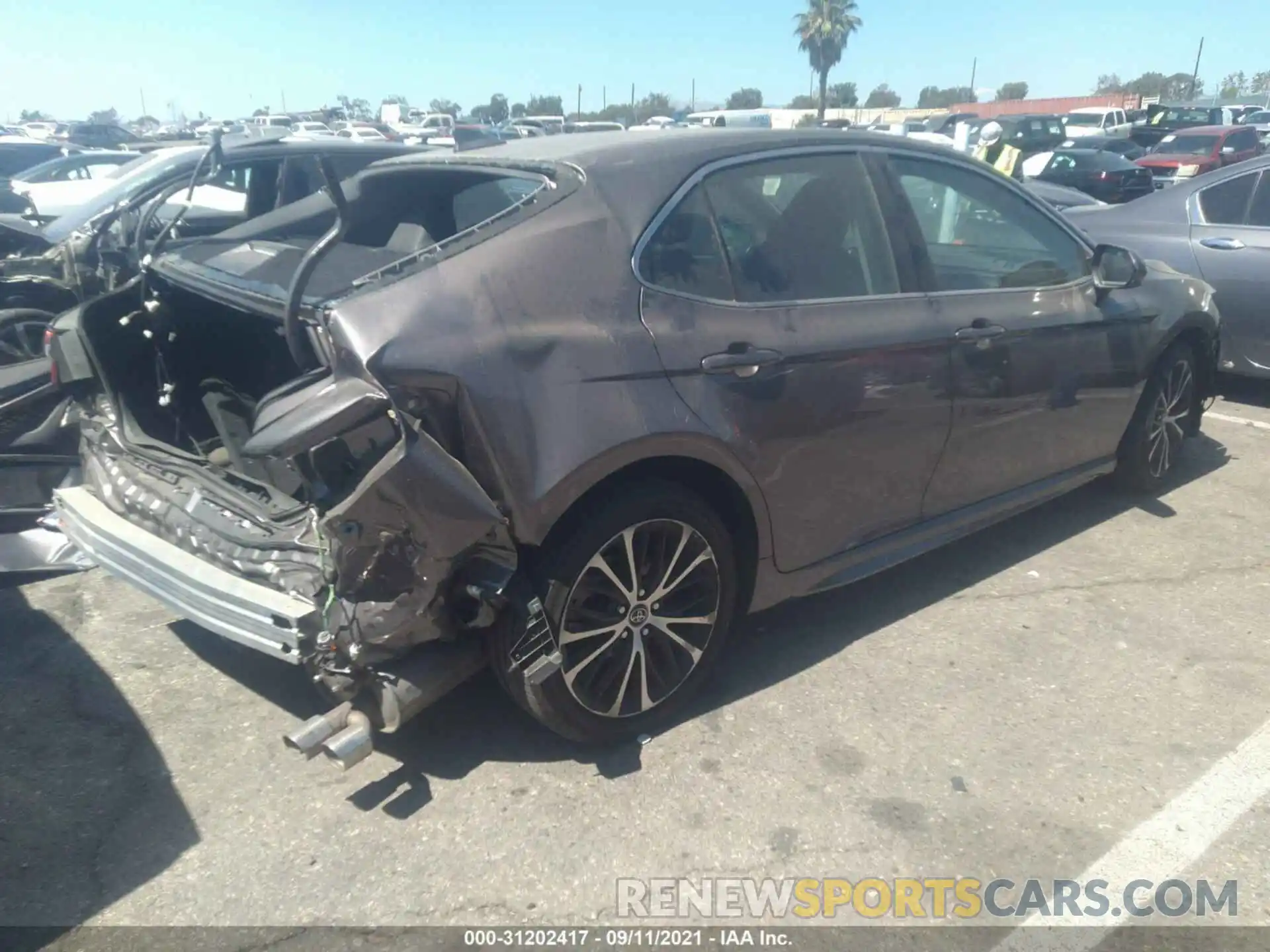 4 Photograph of a damaged car 4T1B11HK8KU271431 TOYOTA CAMRY 2019