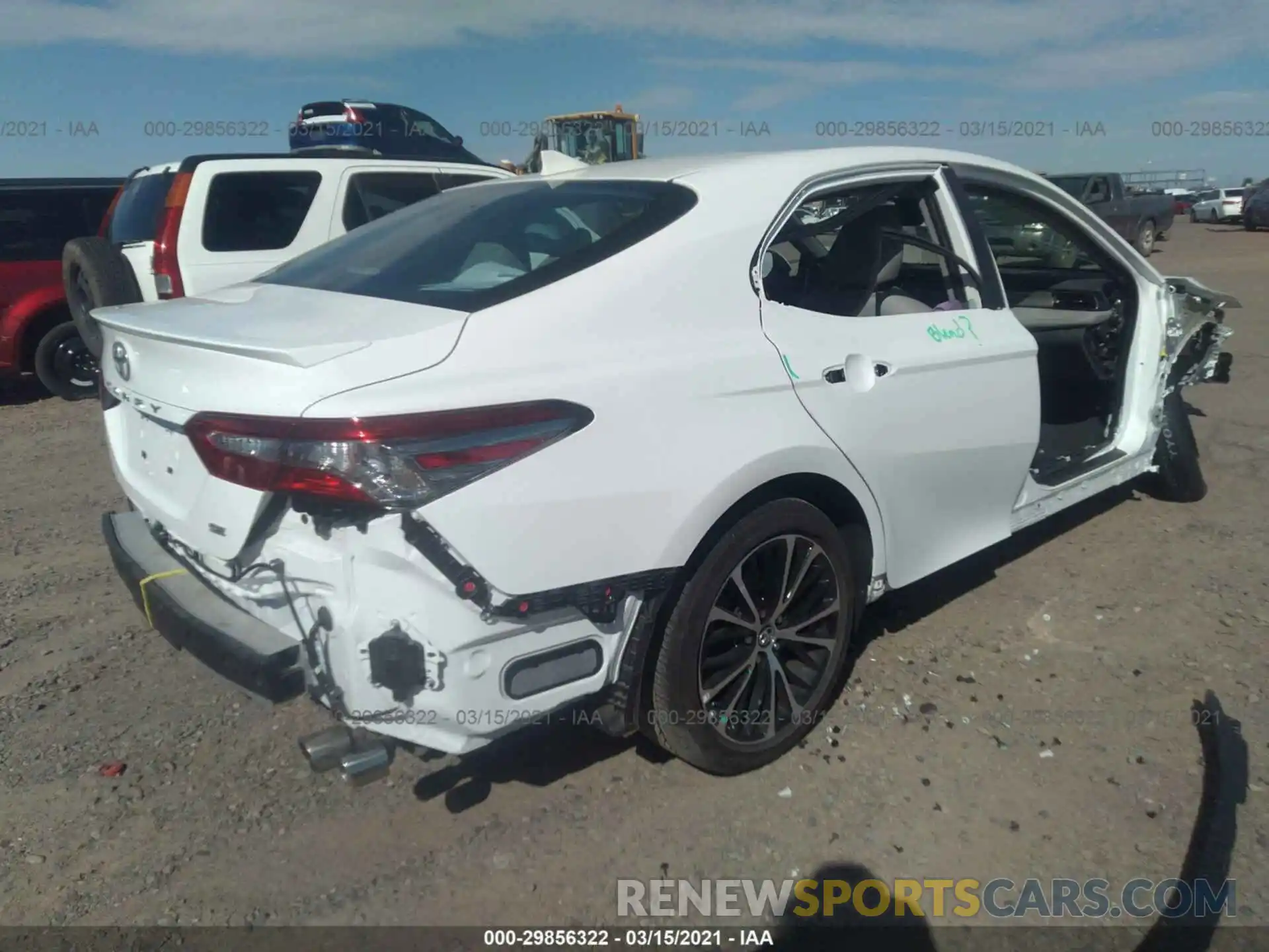 4 Photograph of a damaged car 4T1B11HK8KU271770 TOYOTA CAMRY 2019