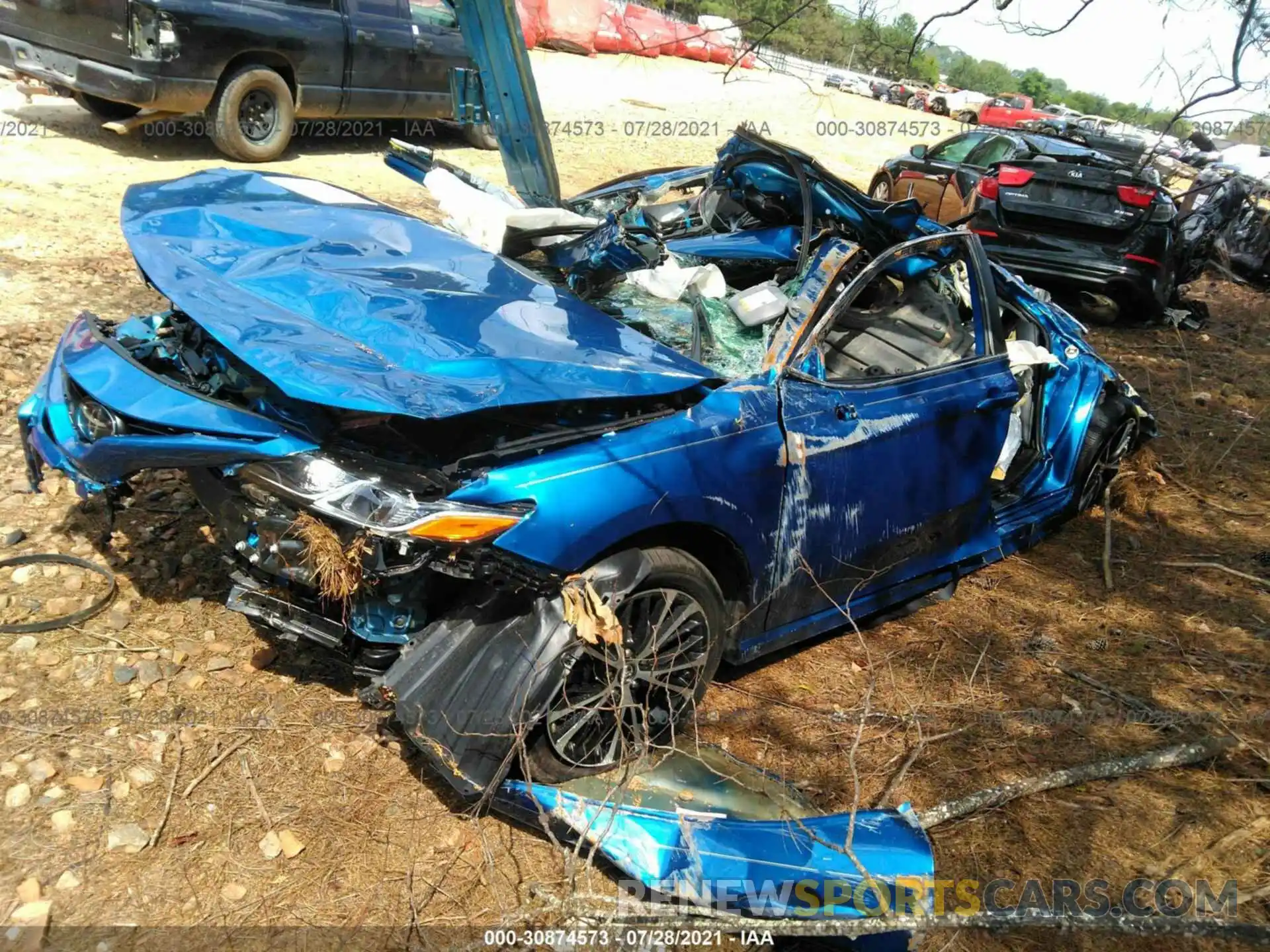 2 Photograph of a damaged car 4T1B11HK8KU275124 TOYOTA CAMRY 2019