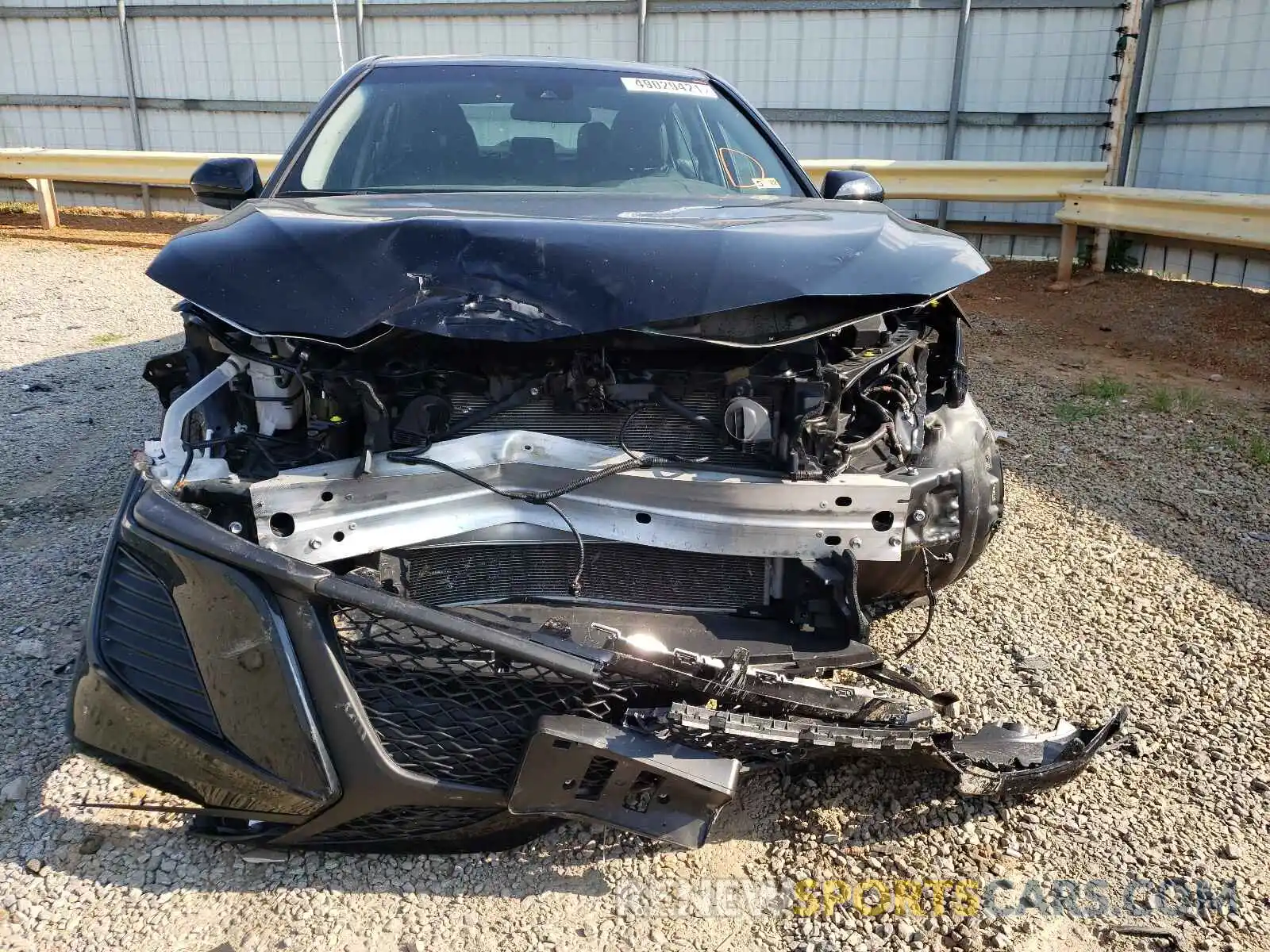 9 Photograph of a damaged car 4T1B11HK8KU276919 TOYOTA CAMRY 2019