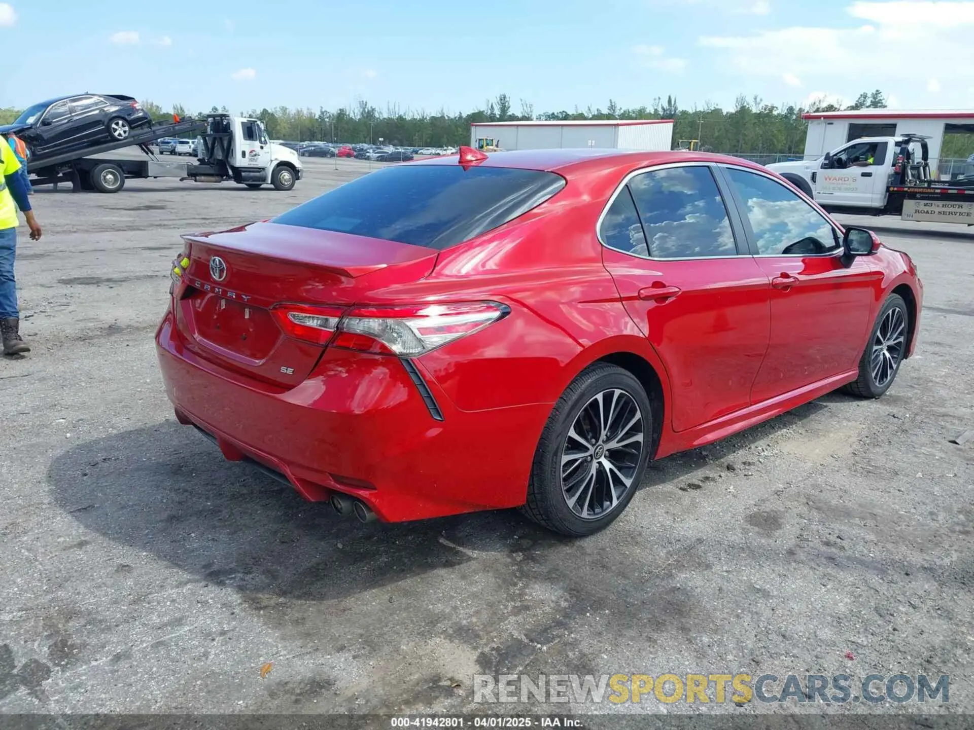 12 Photograph of a damaged car 4T1B11HK8KU277276 TOYOTA CAMRY 2019