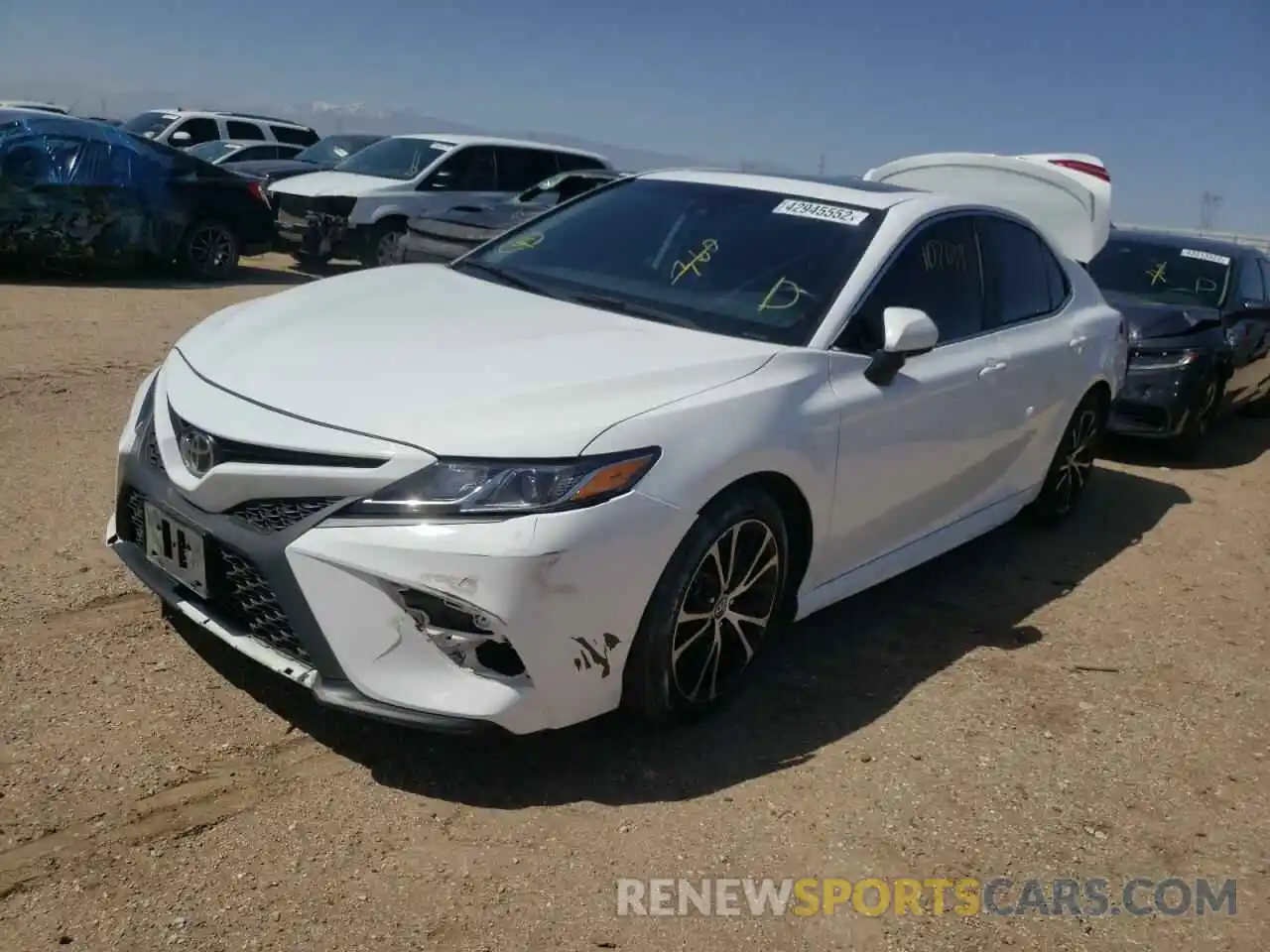 2 Photograph of a damaged car 4T1B11HK8KU280453 TOYOTA CAMRY 2019