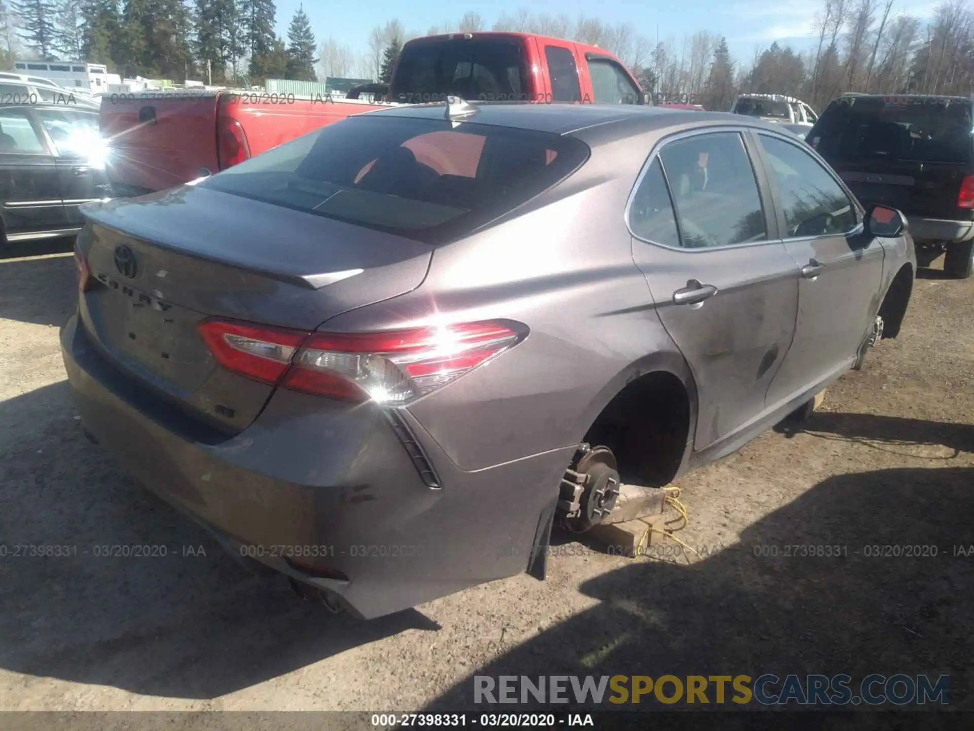 4 Photograph of a damaged car 4T1B11HK8KU283241 TOYOTA CAMRY 2019