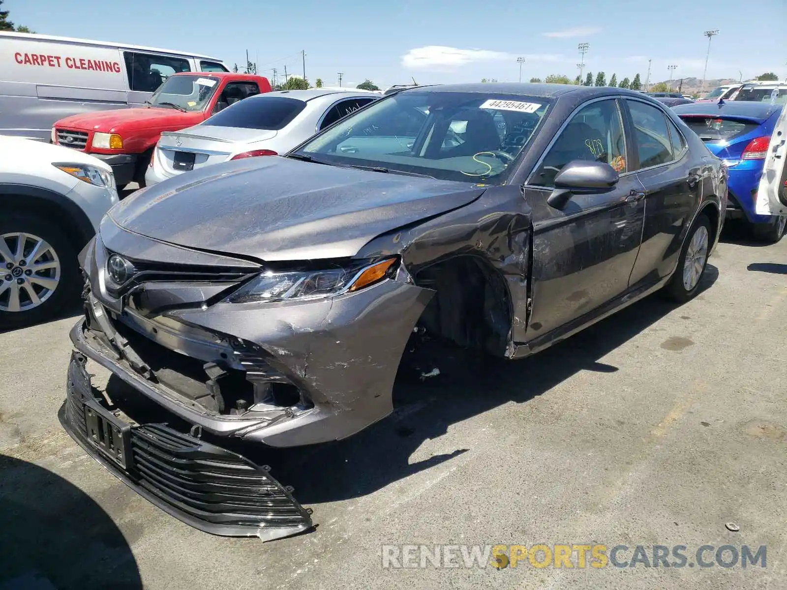 2 Photograph of a damaged car 4T1B11HK8KU286091 TOYOTA CAMRY 2019