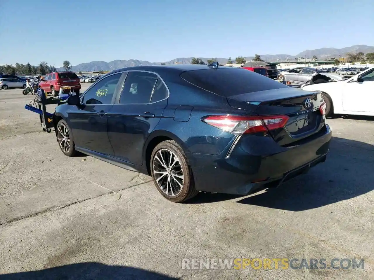 3 Photograph of a damaged car 4T1B11HK8KU291050 TOYOTA CAMRY 2019