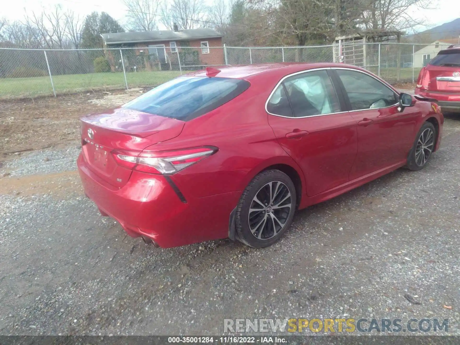 4 Photograph of a damaged car 4T1B11HK8KU292442 TOYOTA CAMRY 2019