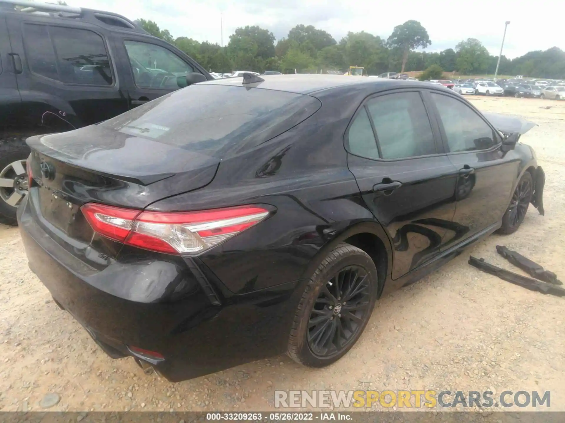 4 Photograph of a damaged car 4T1B11HK8KU295986 TOYOTA CAMRY 2019