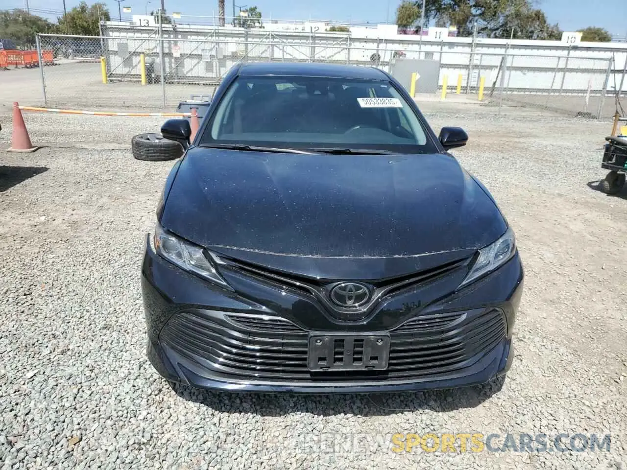 5 Photograph of a damaged car 4T1B11HK8KU298063 TOYOTA CAMRY 2019