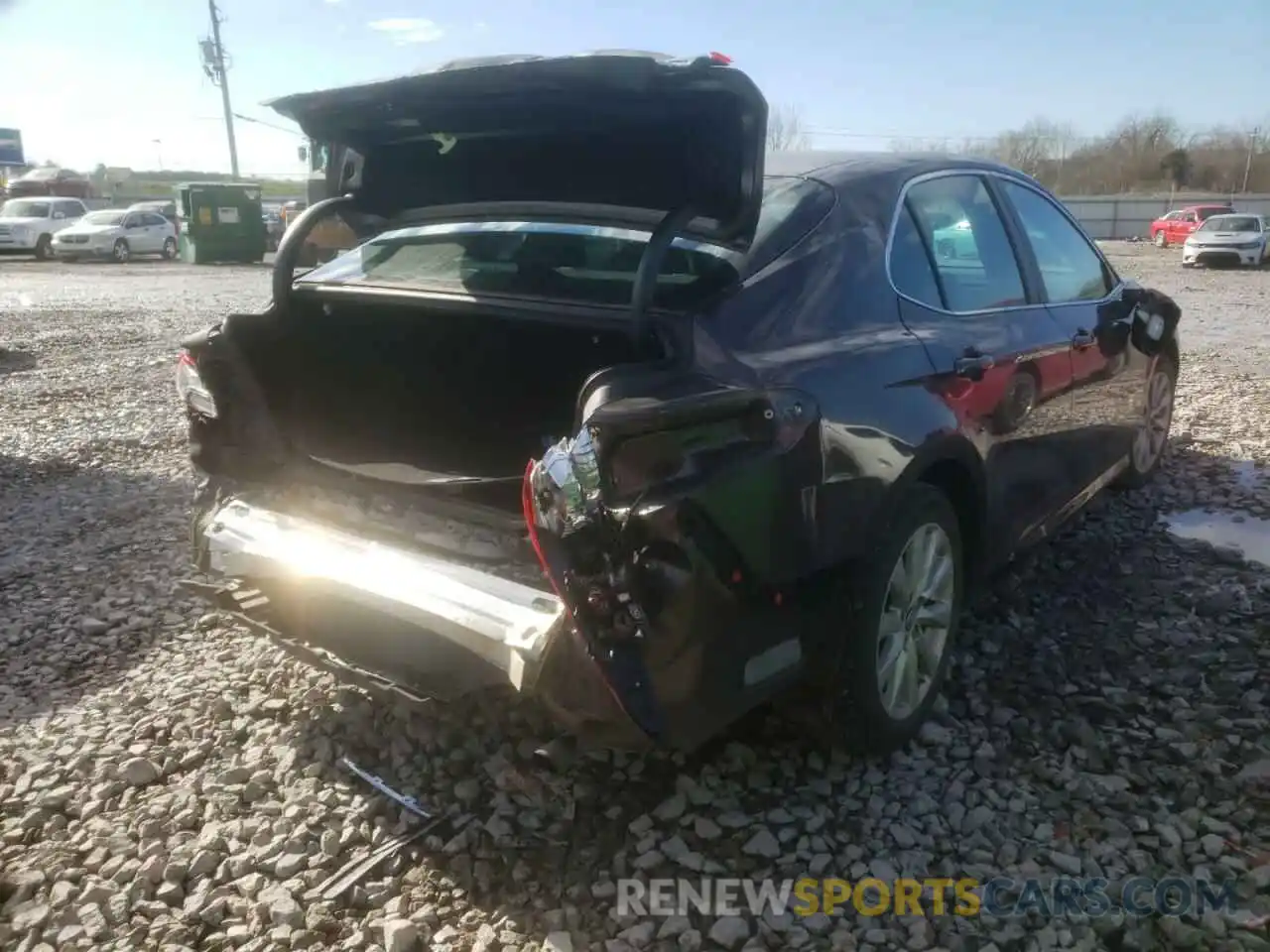 4 Photograph of a damaged car 4T1B11HK8KU680688 TOYOTA CAMRY 2019