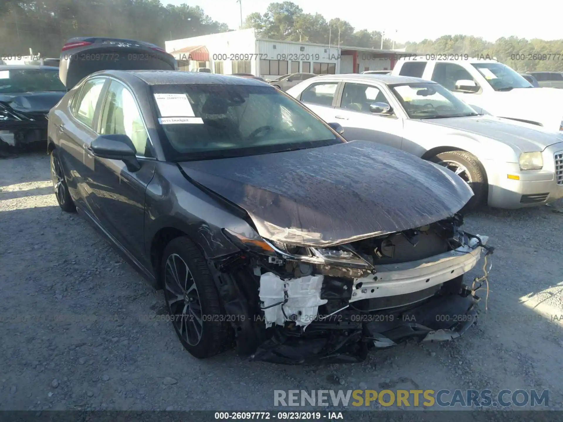 1 Photograph of a damaged car 4T1B11HK8KU681498 TOYOTA CAMRY 2019