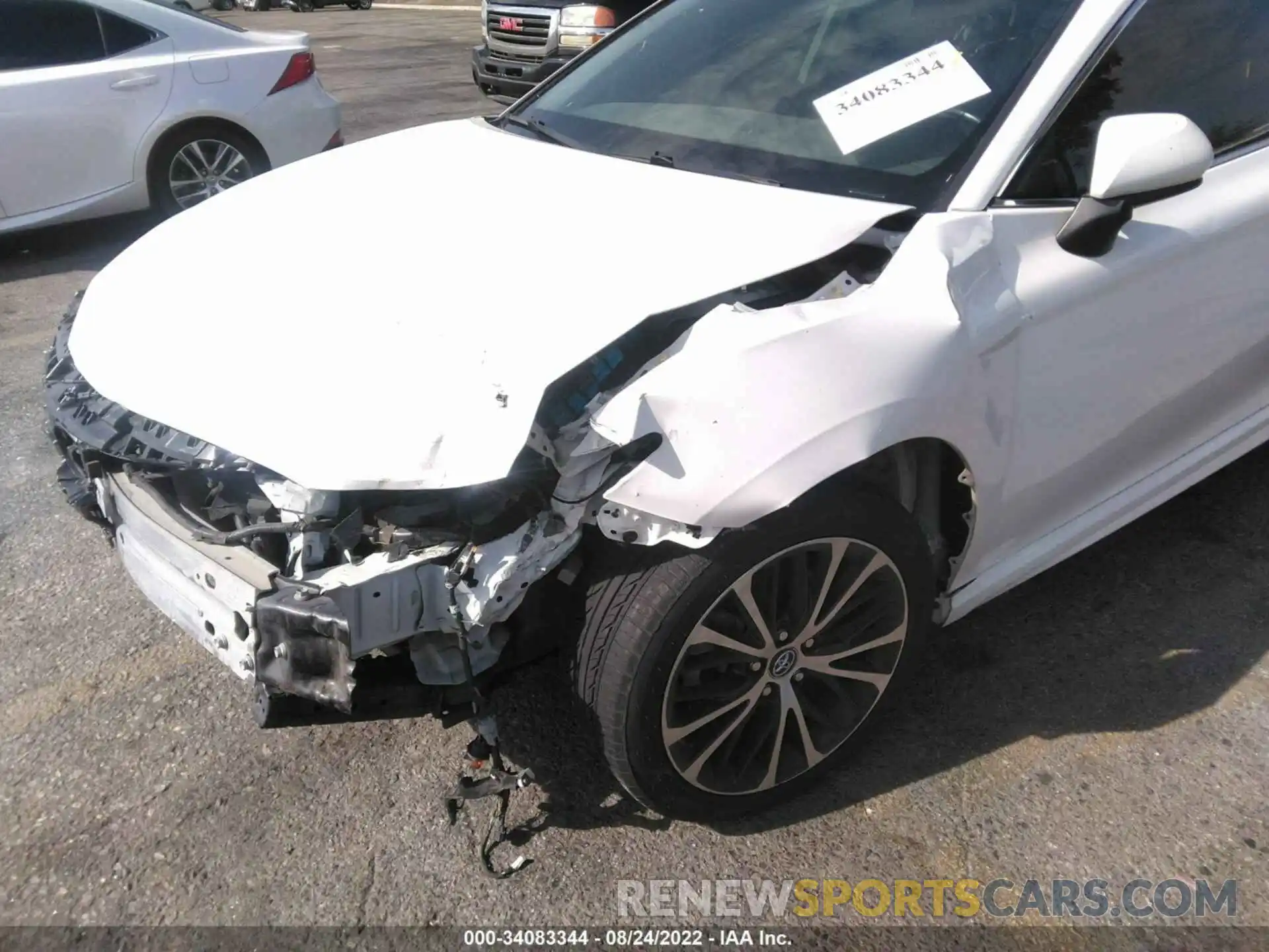 6 Photograph of a damaged car 4T1B11HK8KU681677 TOYOTA CAMRY 2019