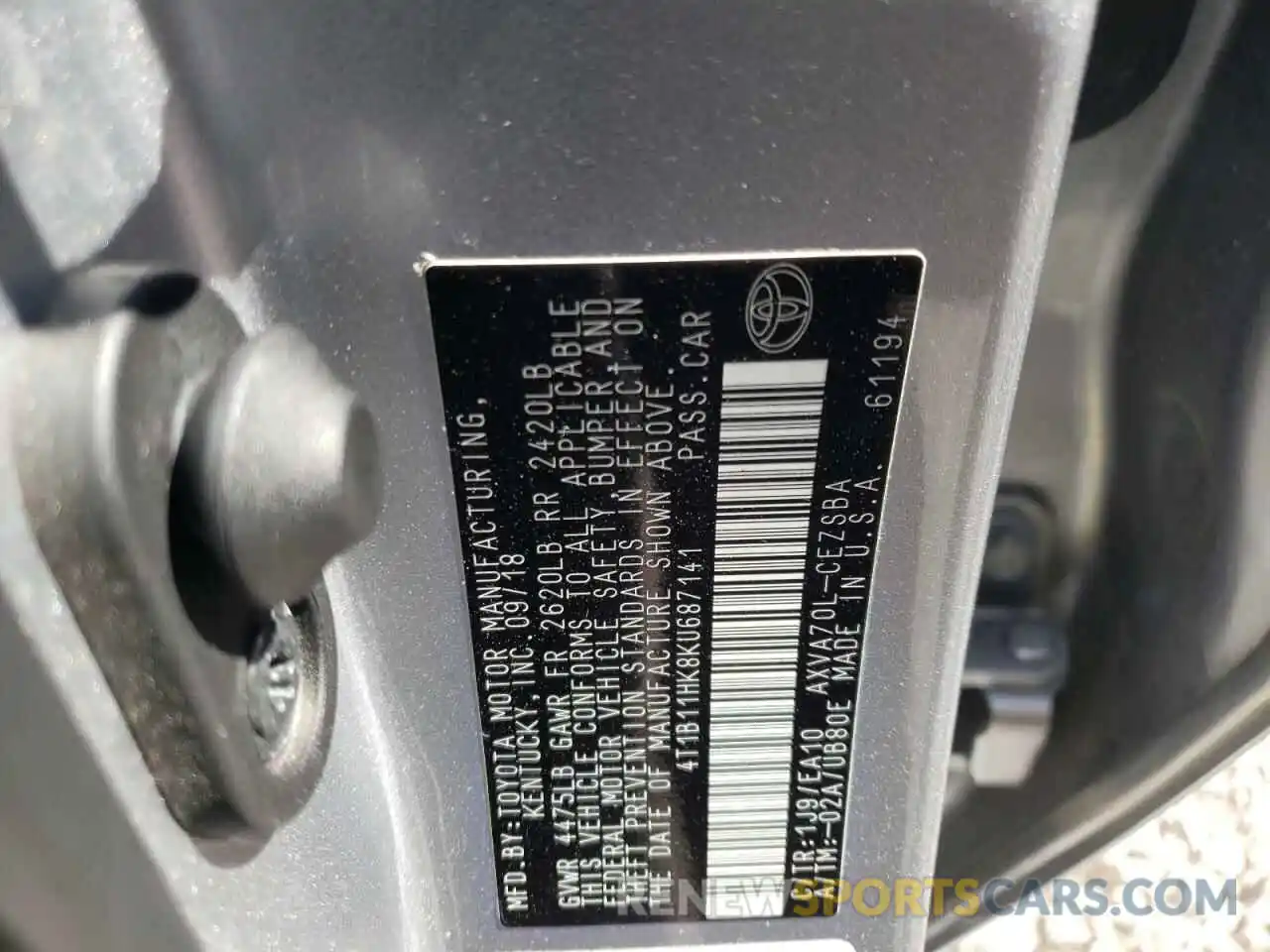 10 Photograph of a damaged car 4T1B11HK8KU687141 TOYOTA CAMRY 2019