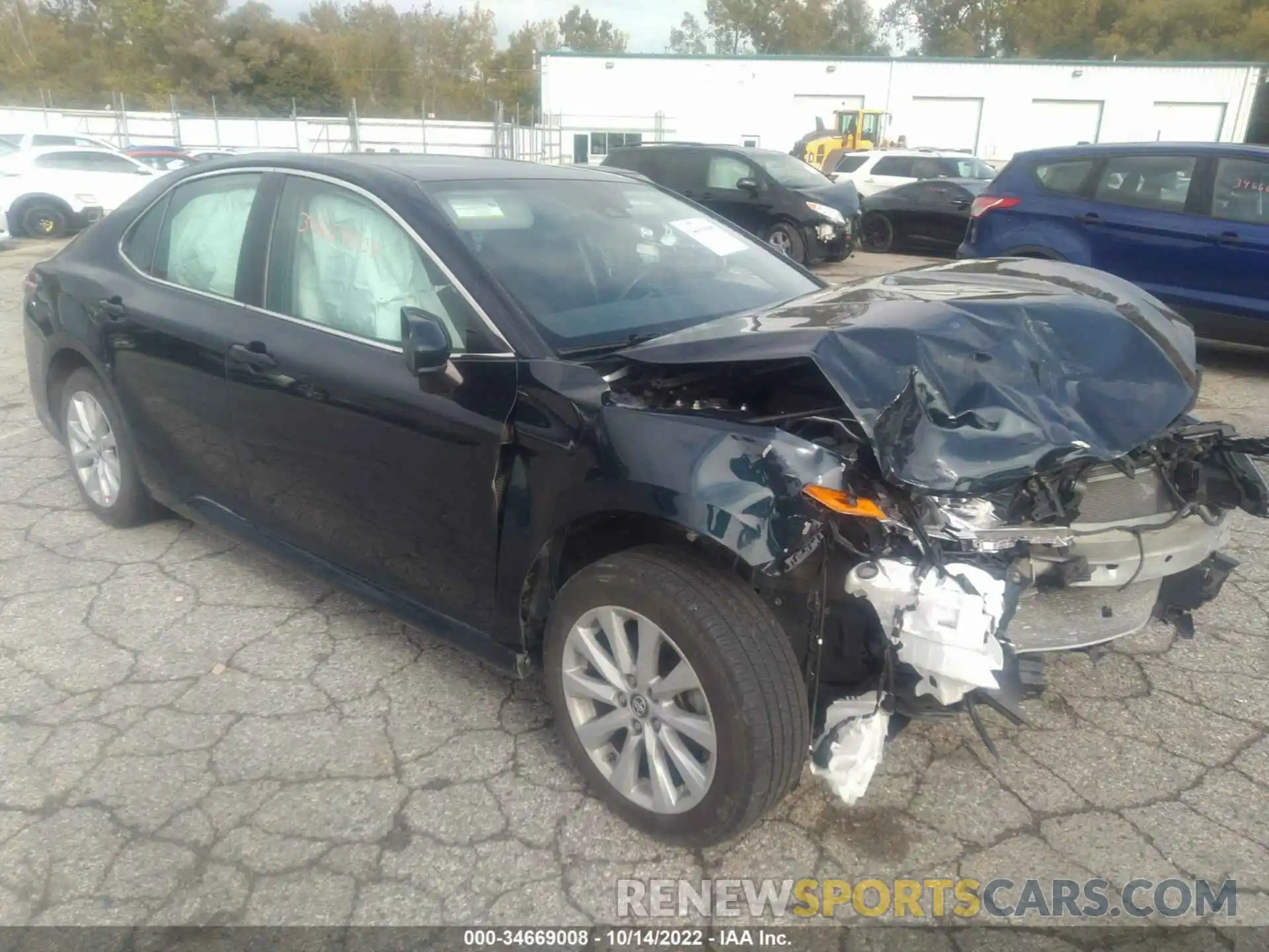 1 Photograph of a damaged car 4T1B11HK8KU695711 TOYOTA CAMRY 2019