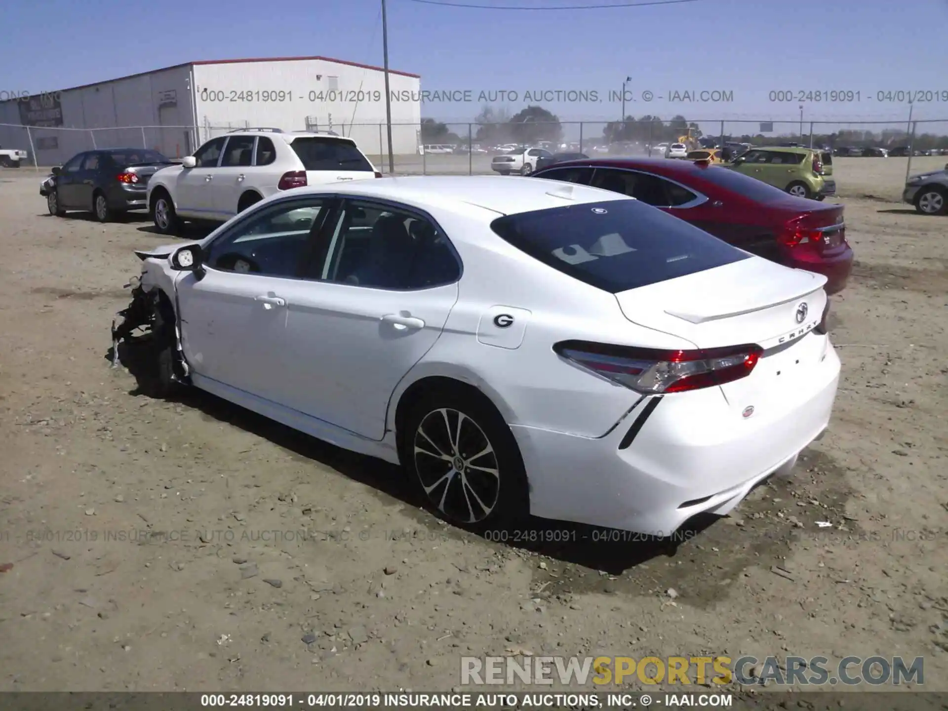 3 Photograph of a damaged car 4T1B11HK8KU696289 TOYOTA CAMRY 2019