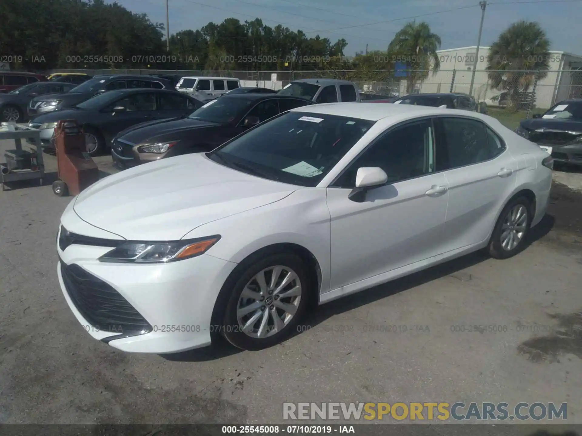 2 Photograph of a damaged car 4T1B11HK8KU702964 TOYOTA CAMRY 2019