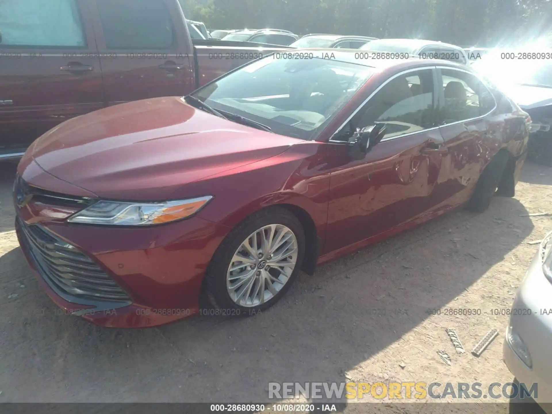 2 Photograph of a damaged car 4T1B11HK8KU704987 TOYOTA CAMRY 2019