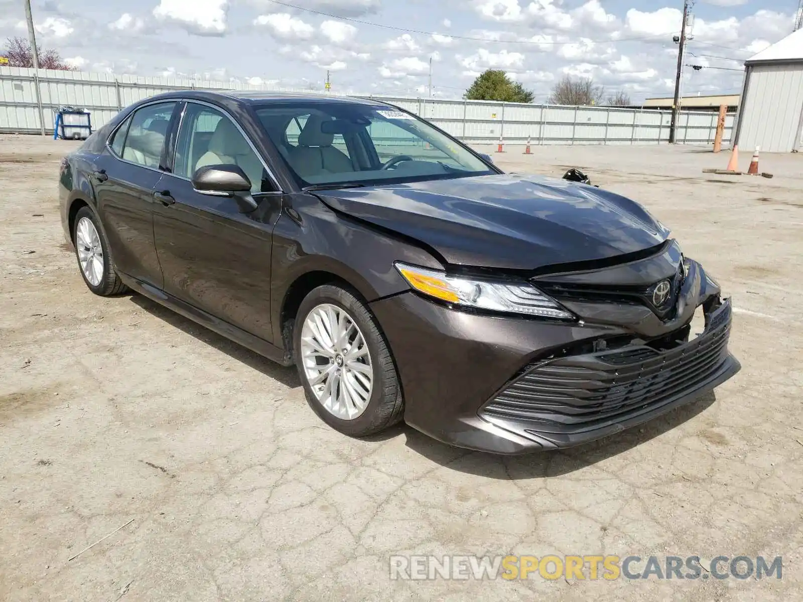 1 Photograph of a damaged car 4T1B11HK8KU706271 TOYOTA CAMRY 2019