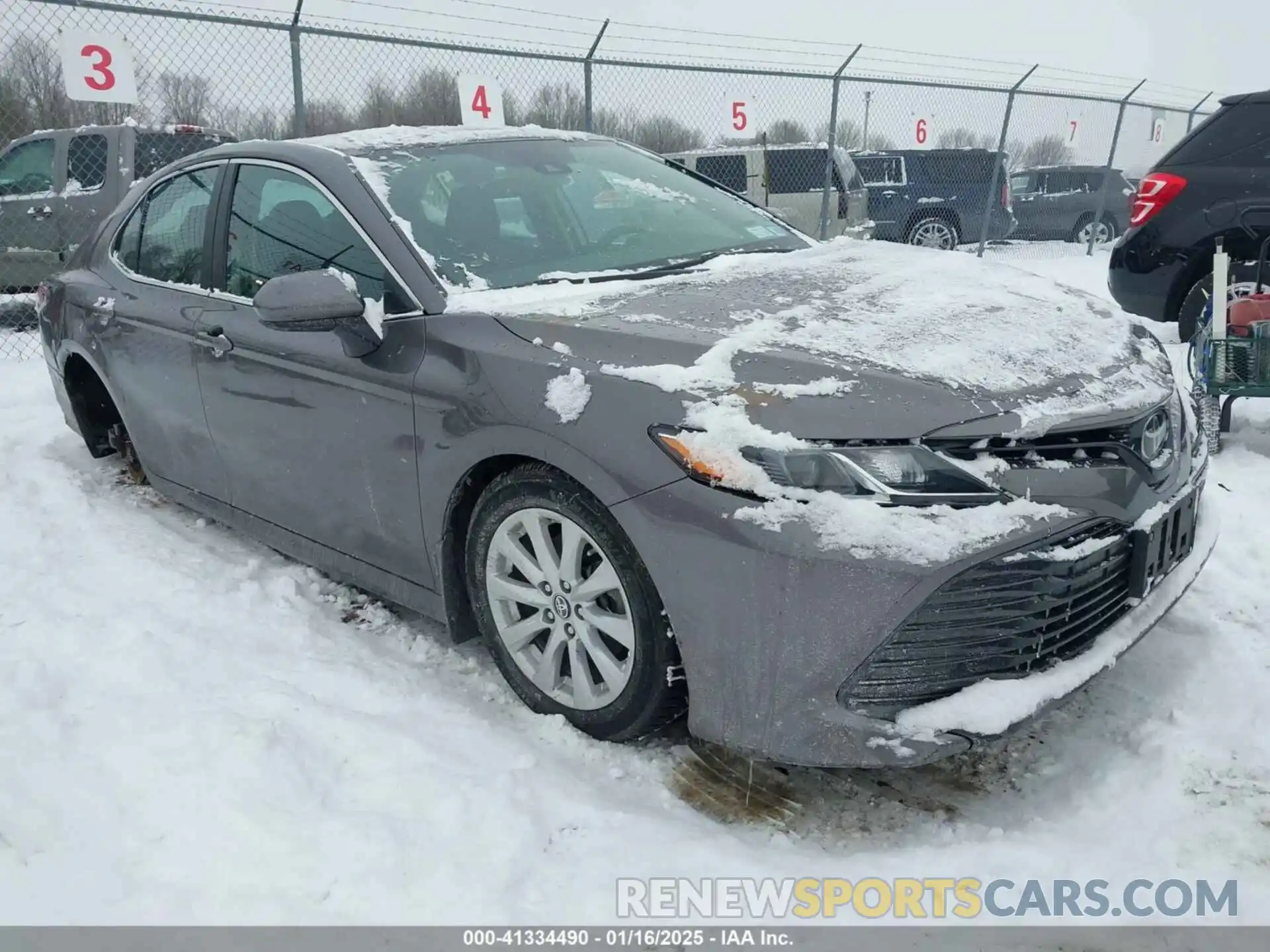 1 Photograph of a damaged car 4T1B11HK8KU706285 TOYOTA CAMRY 2019