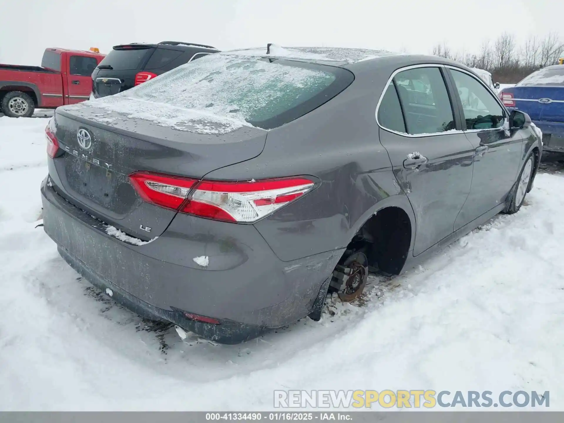 4 Photograph of a damaged car 4T1B11HK8KU706285 TOYOTA CAMRY 2019