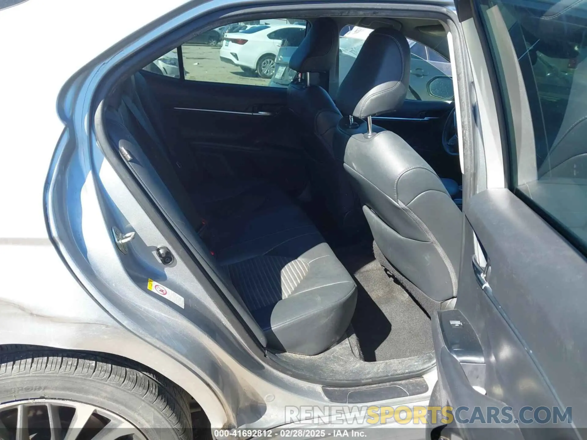 8 Photograph of a damaged car 4T1B11HK8KU707419 TOYOTA CAMRY 2019